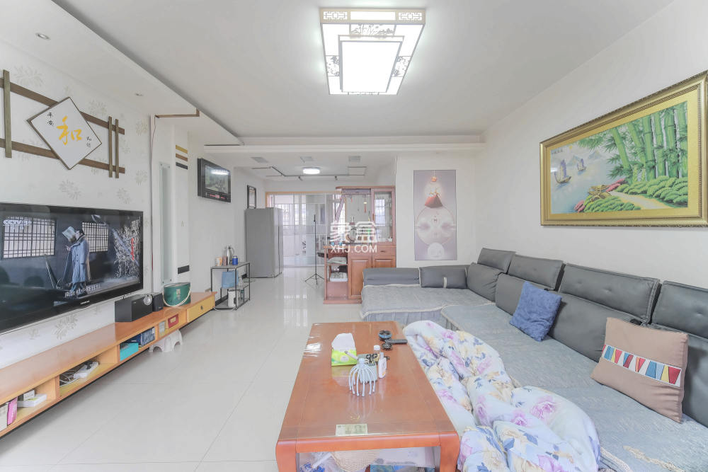 世景华庭  3室2厅2卫    68.0万