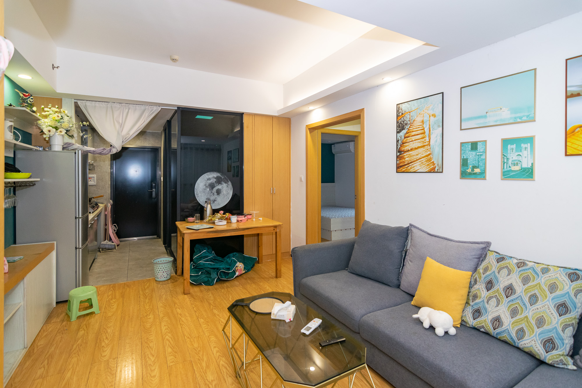 紫鑫御湖湾  1室1厅0卫    34.0万 紫鑫御湖湾  1室1厅0卫    34.0万客厅