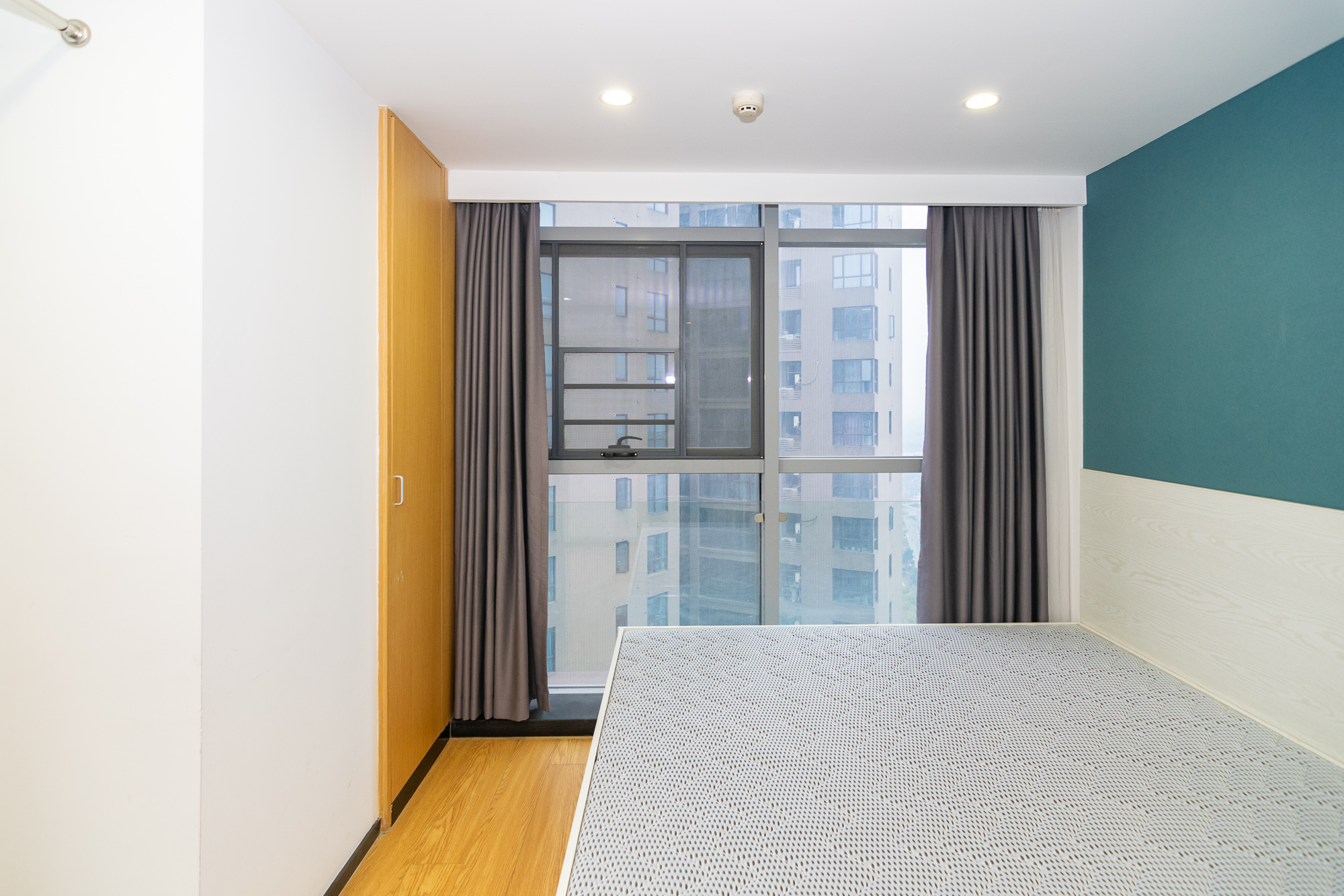 紫鑫御湖湾  1室1厅0卫    34.0万 紫鑫御湖湾  1室1厅0卫    34.0万卧室