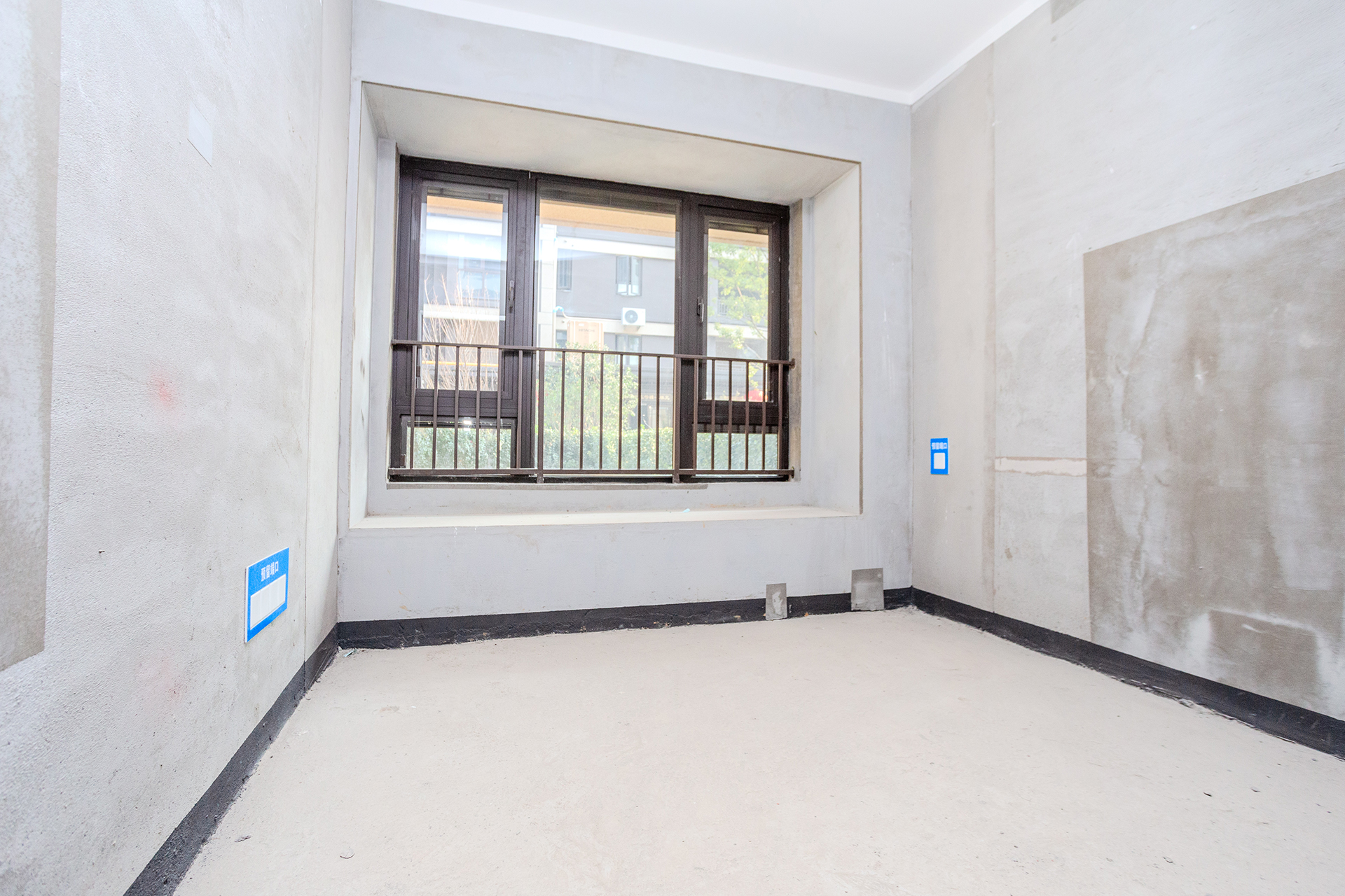 时代建发和著  5室2厅2卫    450.0万卧室