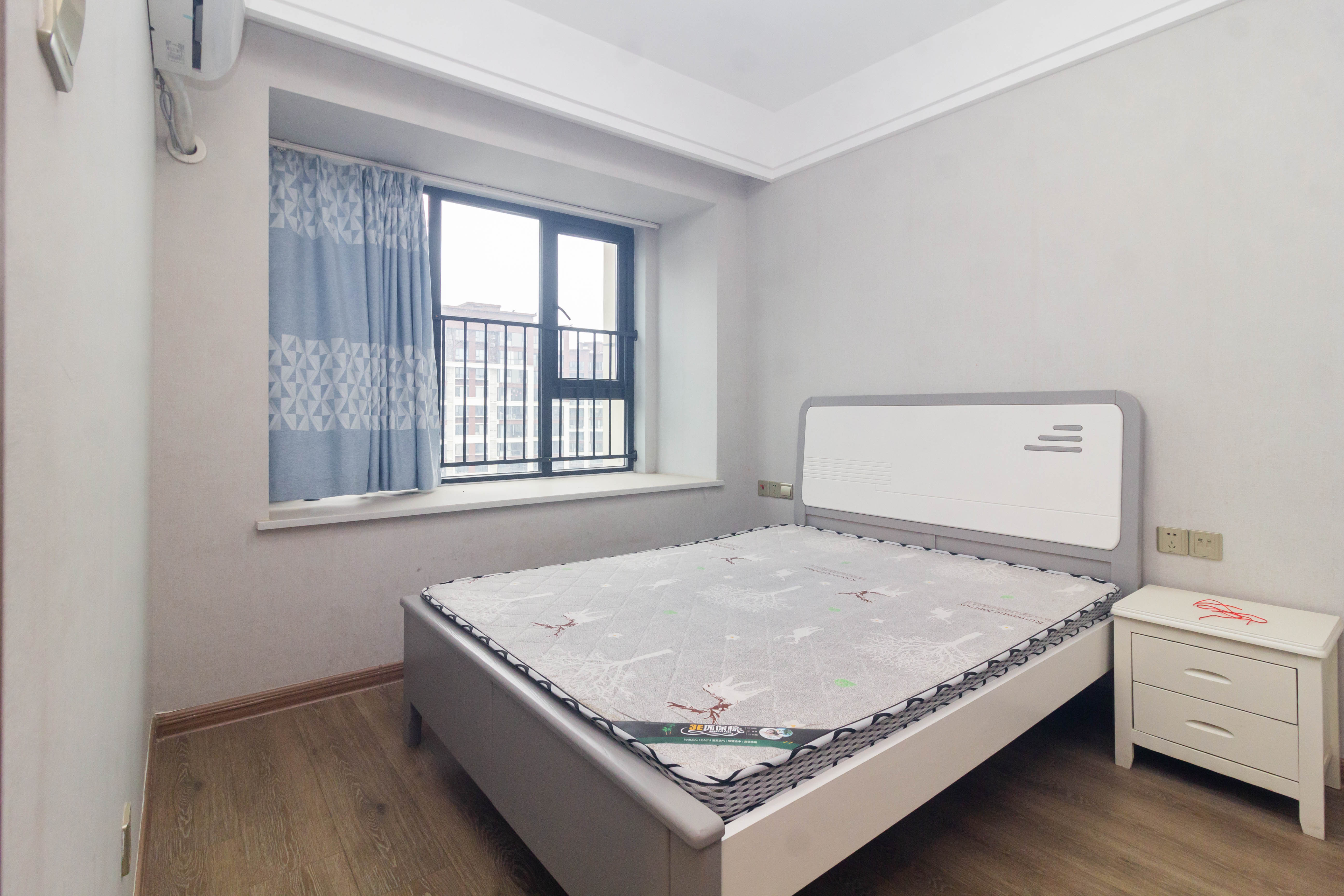 华远碧桂园海蓝城 3室2厅1卫 104.0万 华远碧桂园海蓝城 3室2厅1卫 104.0万卧室