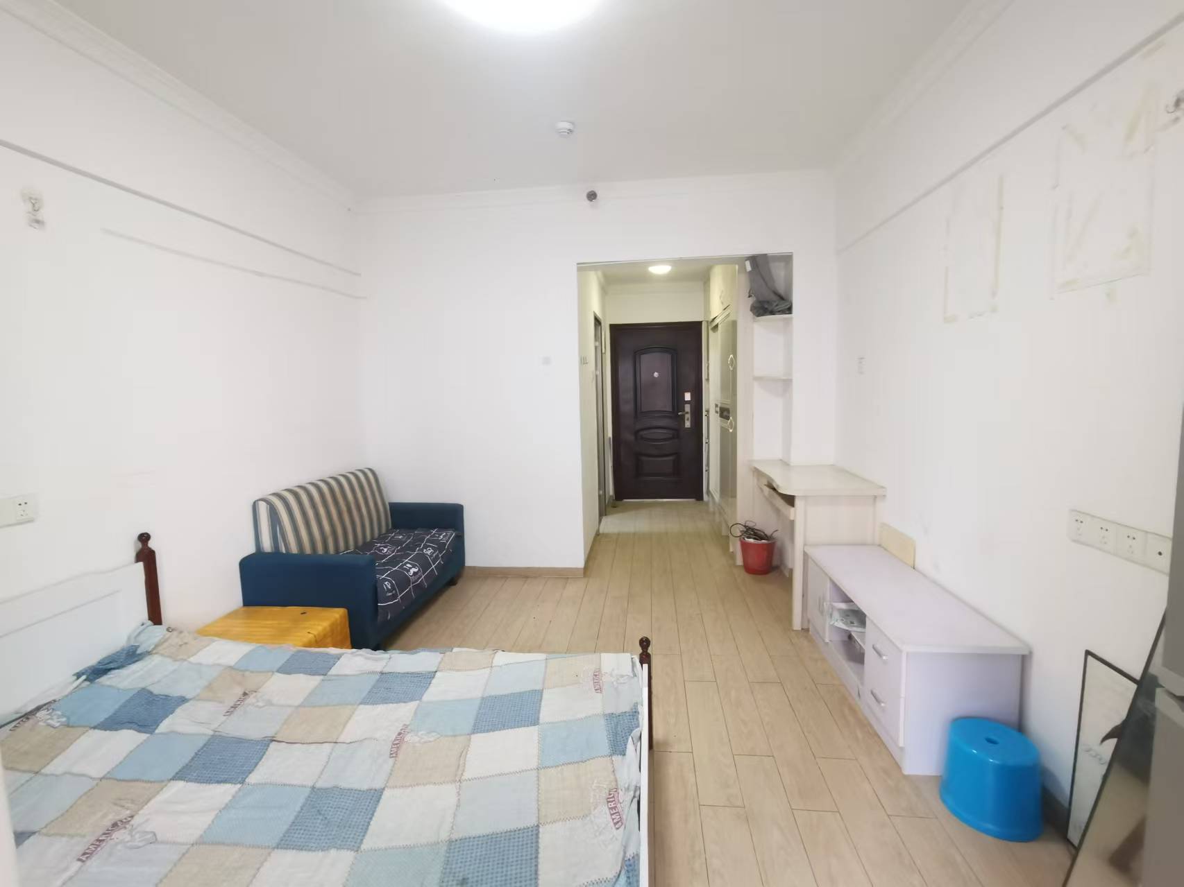 五矿紫湖香醍 1室1厅1卫 800.0元/月 五矿紫湖香醍 1室1厅1卫 800.0元/月室内图