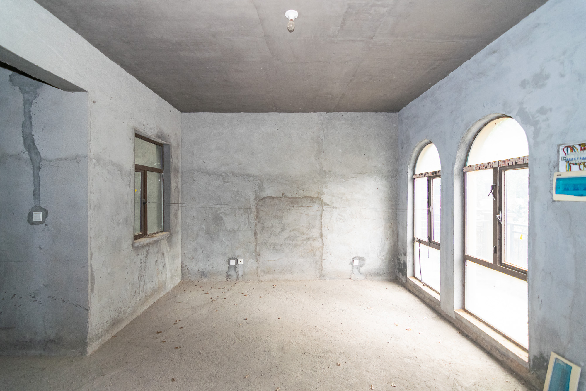 裕田奥莱小镇  7室1厅3卫    188.0万 裕田奥莱小镇  7室1厅3卫    188.0万客厅