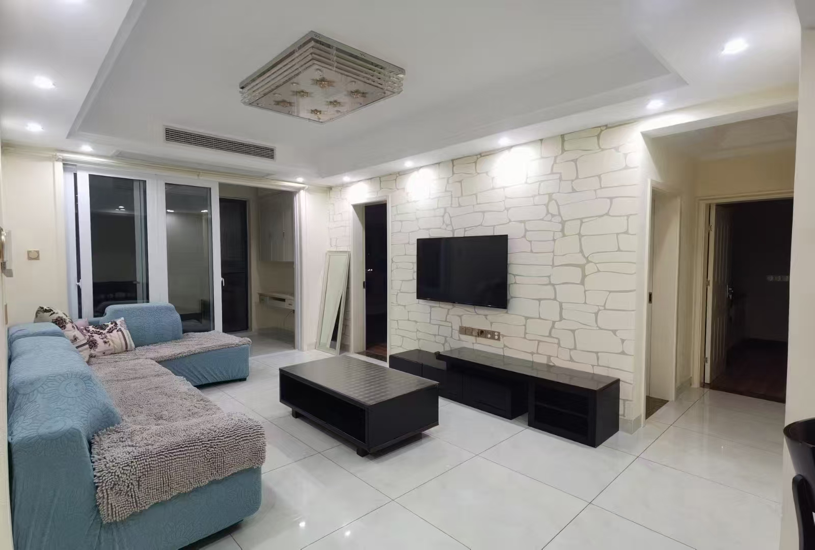 美的城四期 3室2厅1卫 1800.0元/月 美的城四期 3室2厅1卫 1800.0元/月室内图