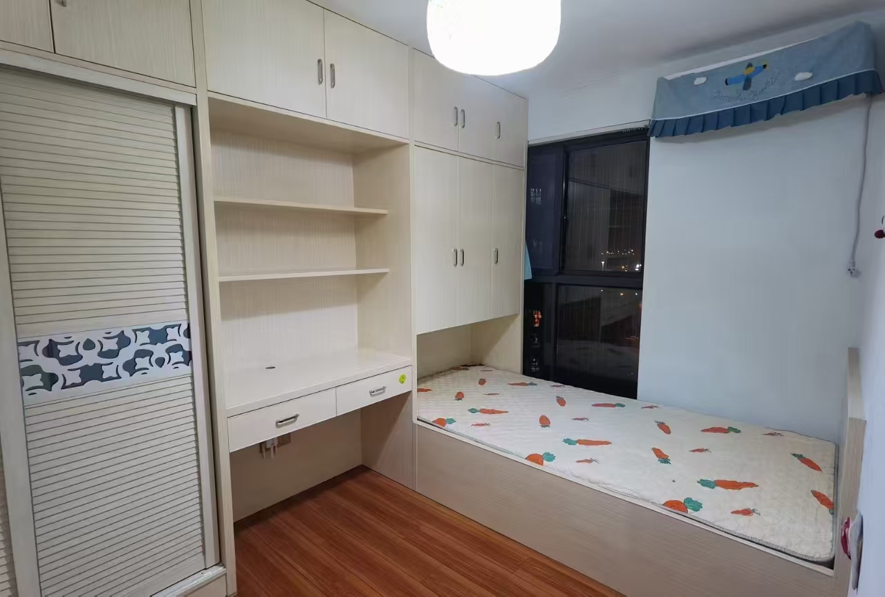 美的城四期 3室2厅1卫 1800.0元/月 美的城四期 3室2厅1卫 1800.0元/月室内图