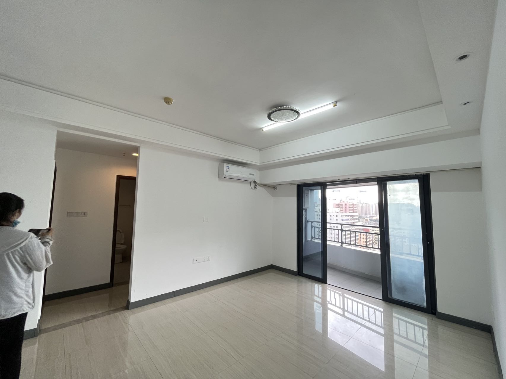 望海国际广场 1室1厅1卫 2200.0元/月 望海国际广场 1室1厅1卫 2200.0元/月室内图