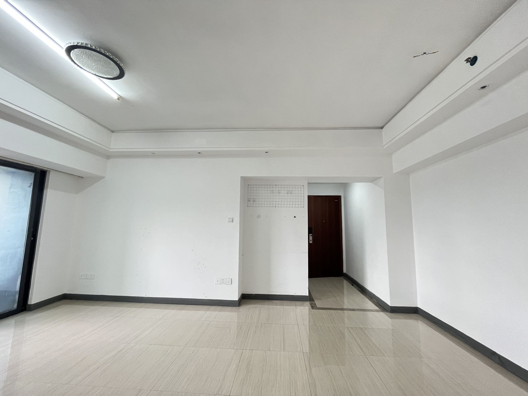 望海国际广场 1室1厅1卫 2200.0元/月 望海国际广场 1室1厅1卫 2200.0元/月室内图