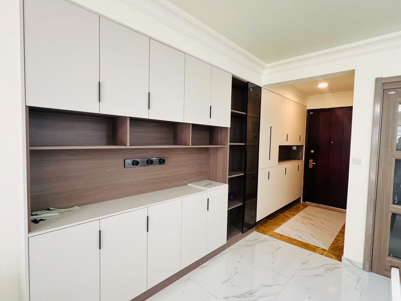 碧桂园壹中心 3室2厅2卫 2400.0元/月 碧桂园壹中心 3室2厅2卫 2400.0元/月室内图