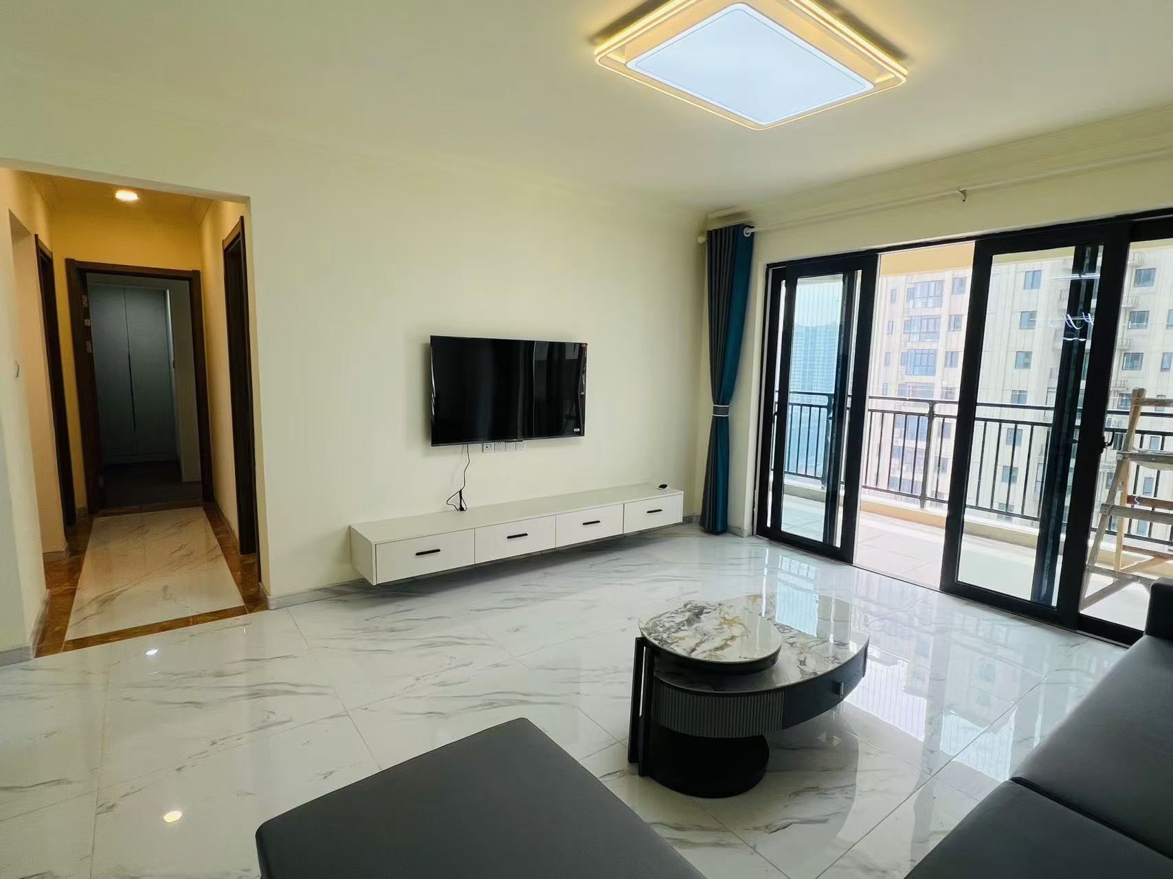 碧桂园壹中心 3室2厅2卫 2400.0元/月 碧桂园壹中心 3室2厅2卫 2400.0元/月室内图