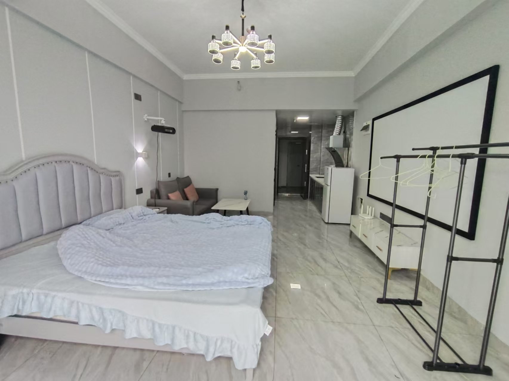 朗廷览江 1室1厅1卫 1400.0元/月 朗廷览江 1室1厅1卫 1400.0元/月室内图