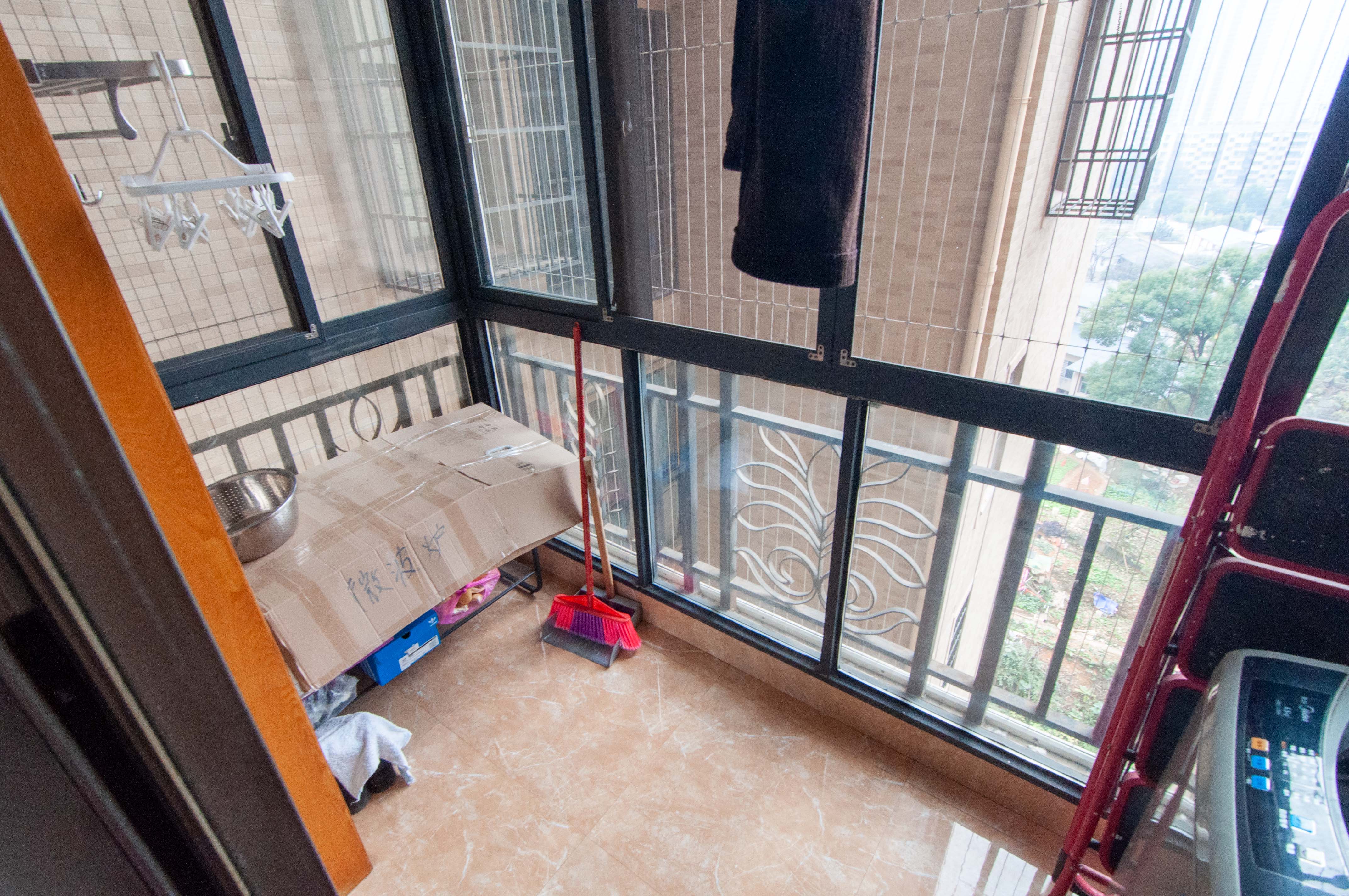 沁园春御院  3室2厅2卫    116.0万 沁园春御院  3室2厅2卫    116.0万其他