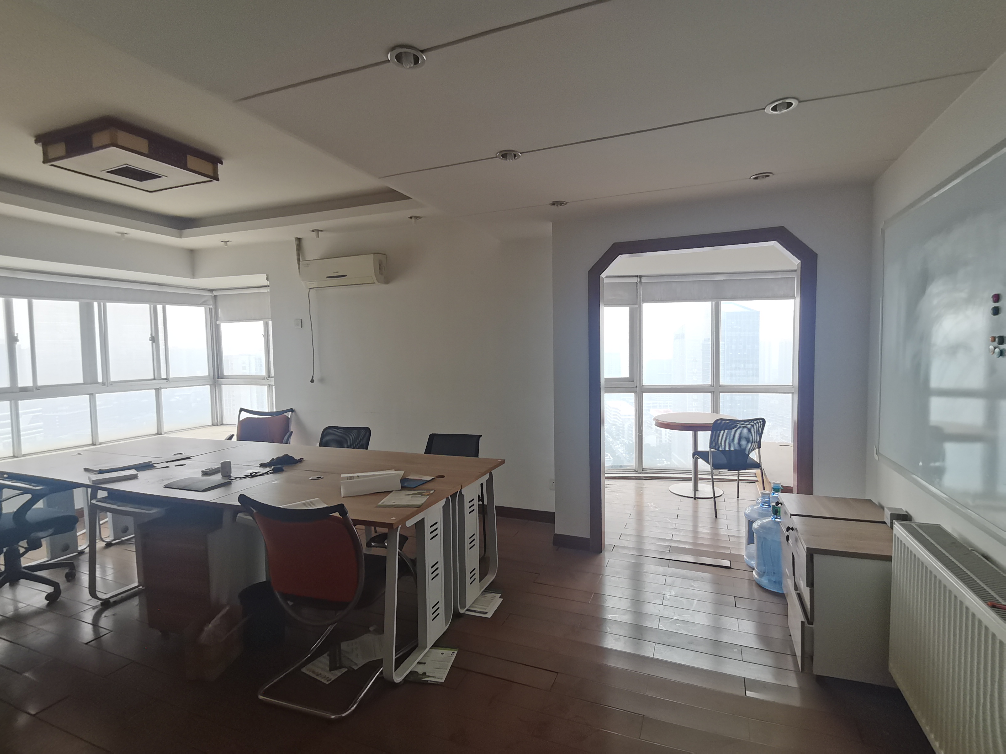 华雅花园 5室1厅1卫 6500.0元/月 华雅花园 5室1厅1卫 6500.0元/月室内图