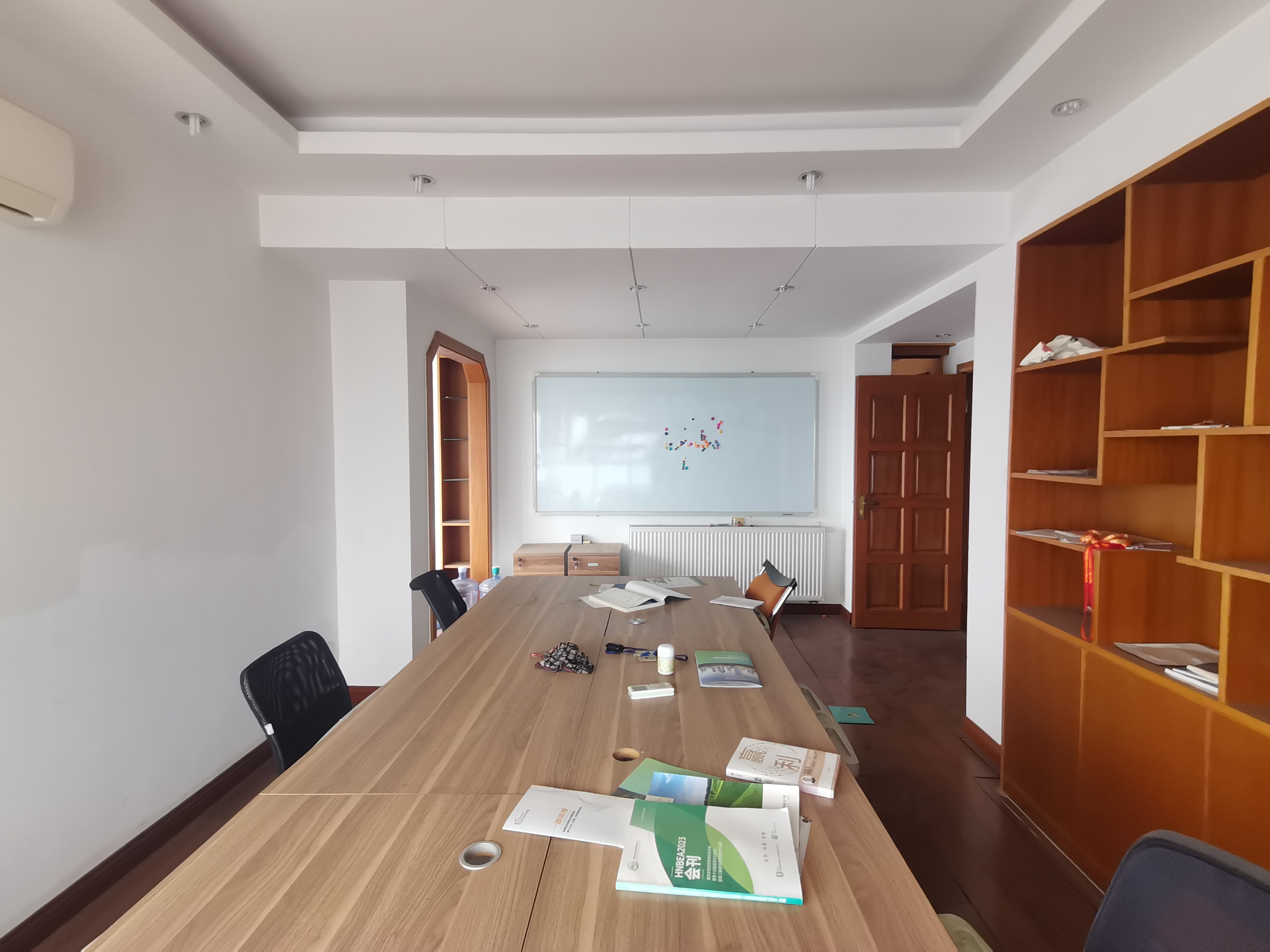 华雅花园 5室1厅1卫 6500.0元/月 华雅花园 5室1厅1卫 6500.0元/月室内图