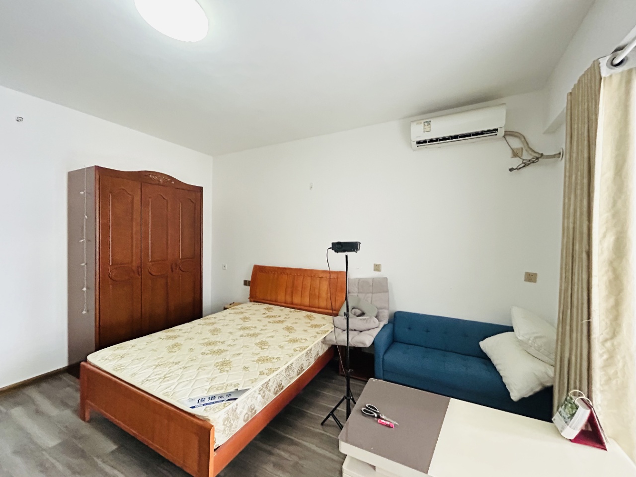 怡海星城 1室1厅1卫 950.0元/月 怡海星城 1室1厅1卫 950.0元/月室内图