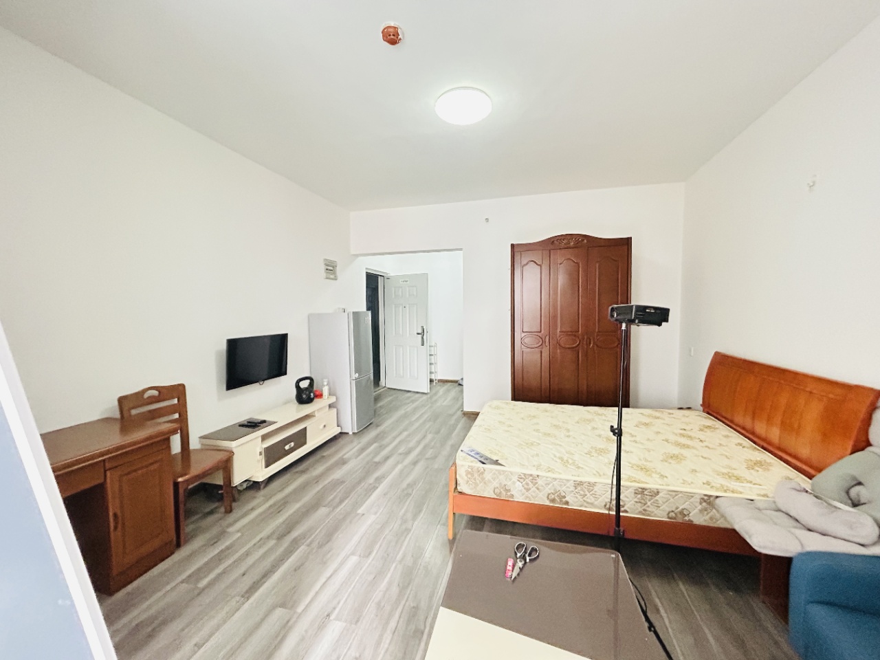 怡海星城 1室1厅1卫 950.0元/月 怡海星城 1室1厅1卫 950.0元/月室内图