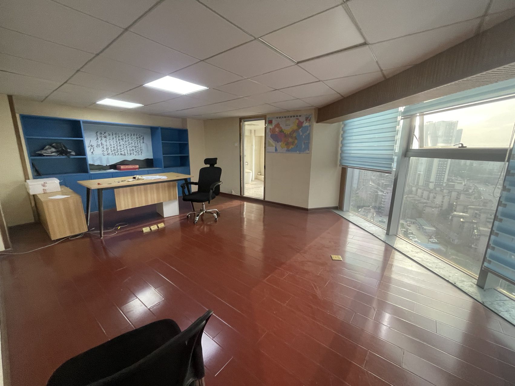 城市快线(新建大厦) 5室1厅1卫 10000.0元/月 城市快线(新建大厦) 5室1厅1卫 10000.0元/月室内图