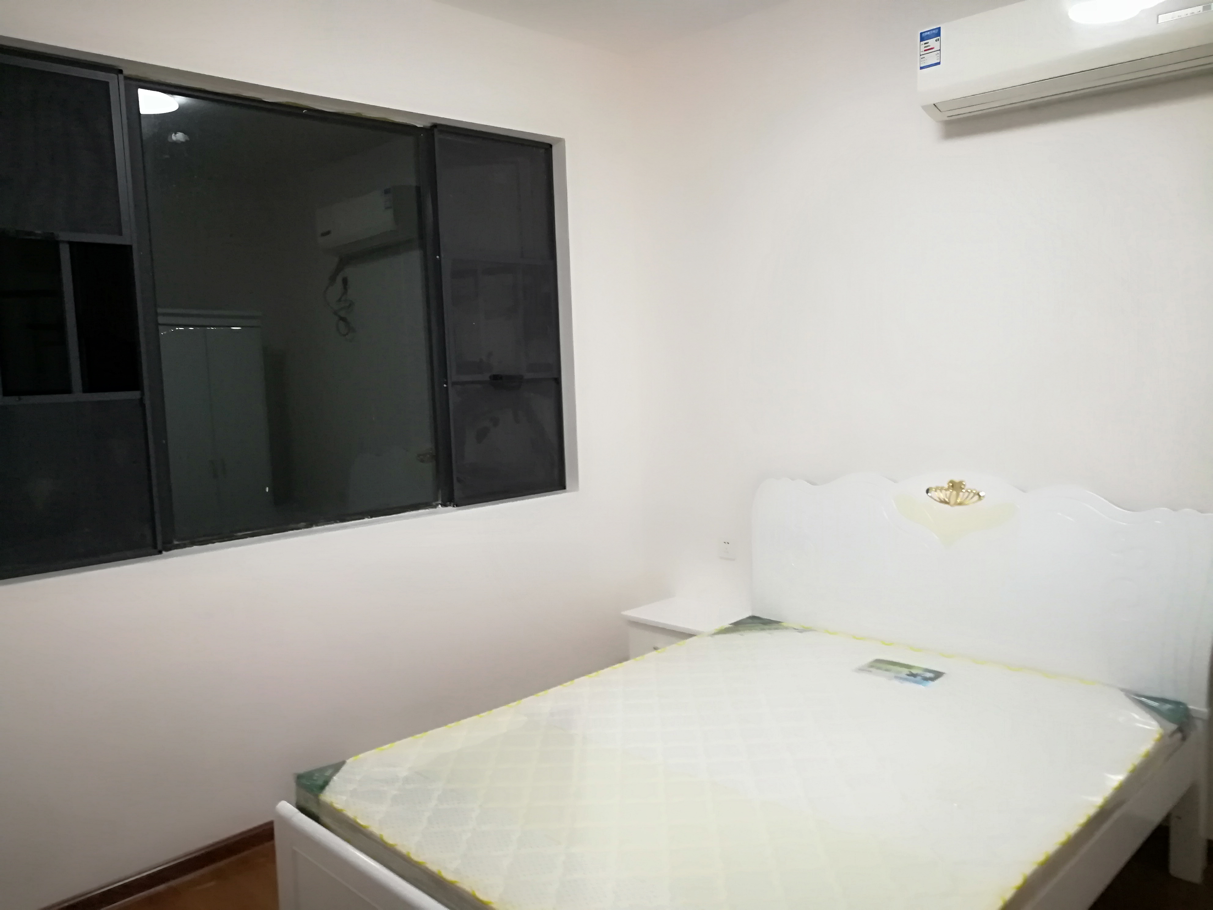 长房半岛蓝湾(观山月) 3室2厅1卫 2100.0元/月 长房半岛蓝湾(观山月) 3室2厅1卫 2100.0元/月室内图