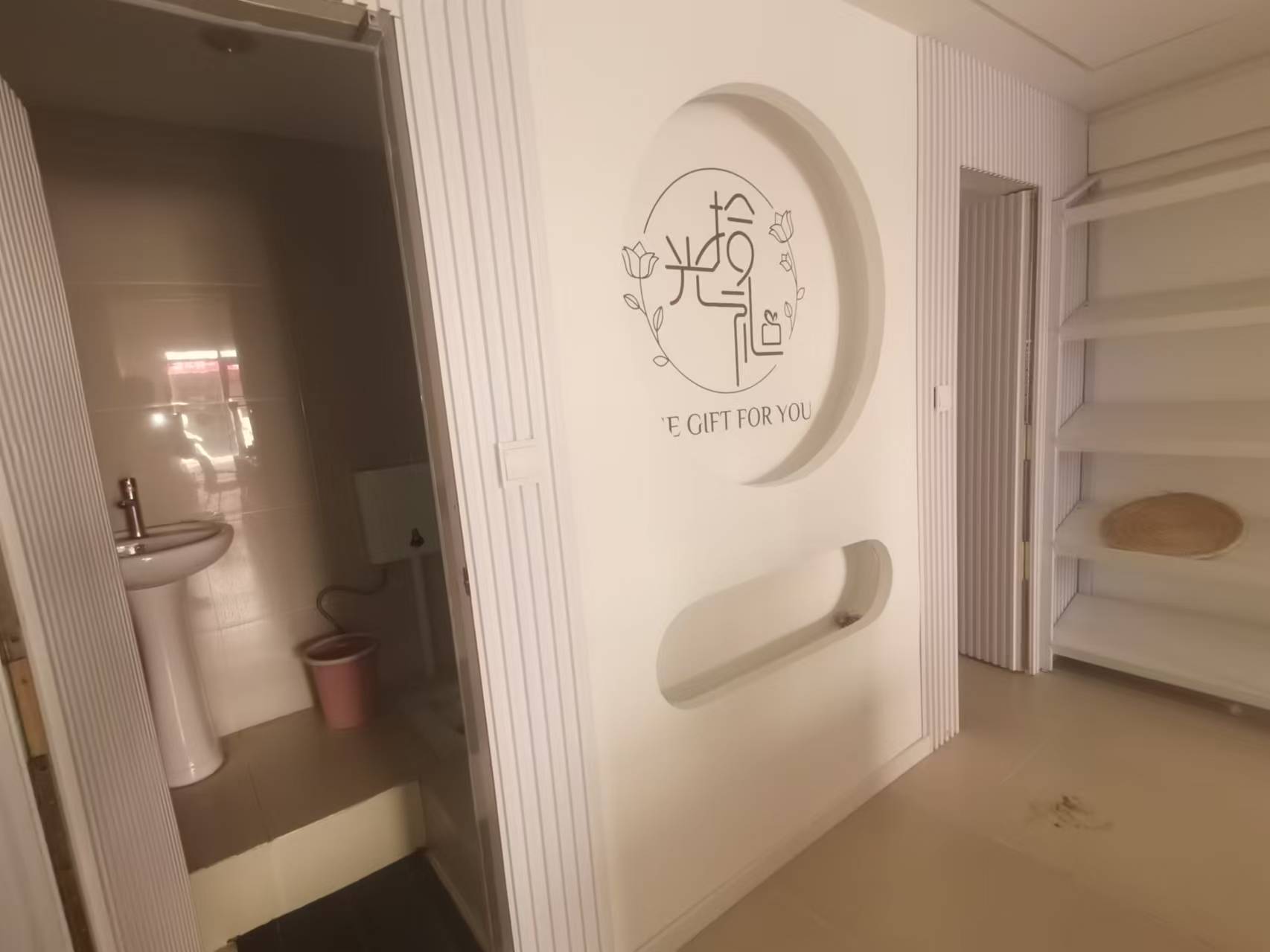 奥克斯广场   101.82㎡      6000.0元/月室内图