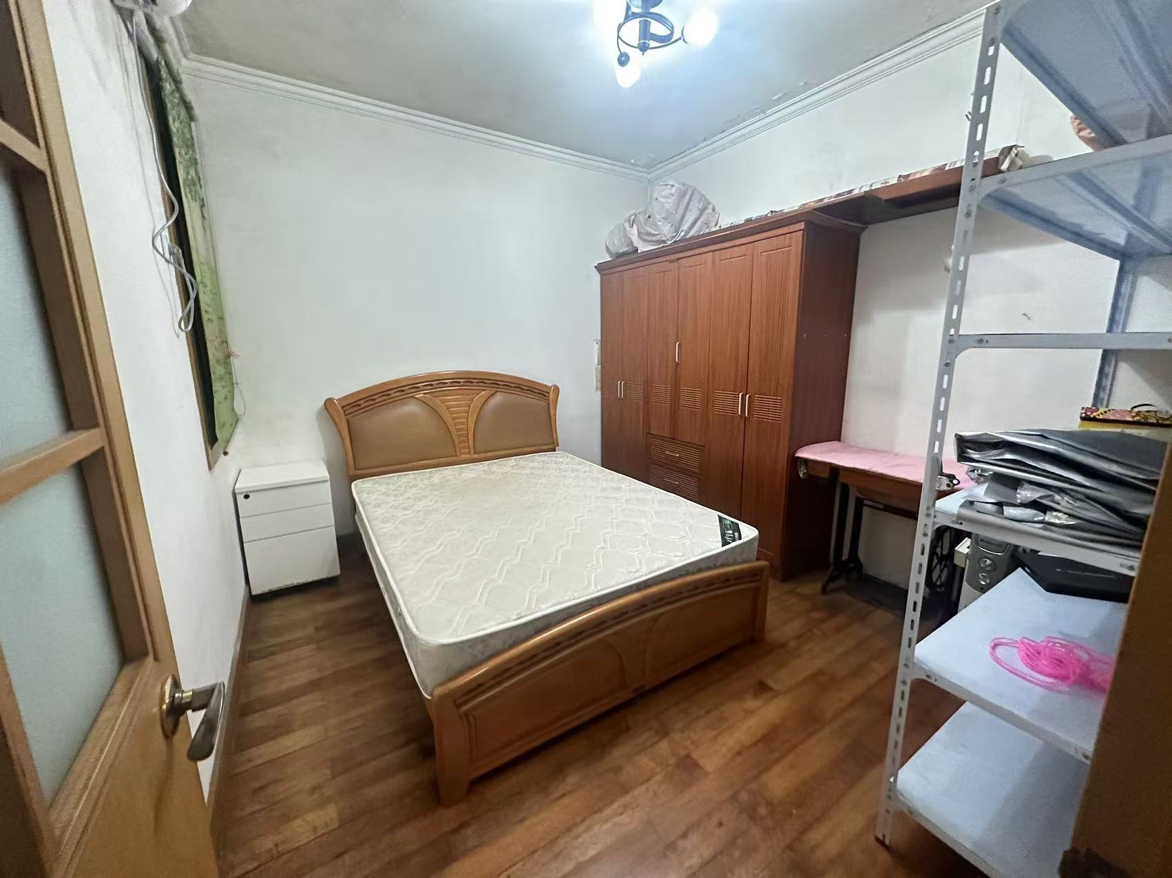 七一路散盘  3室2厅1卫    1300.0元/月 七一路散盘  3室2厅1卫    1300.0元/月室内图