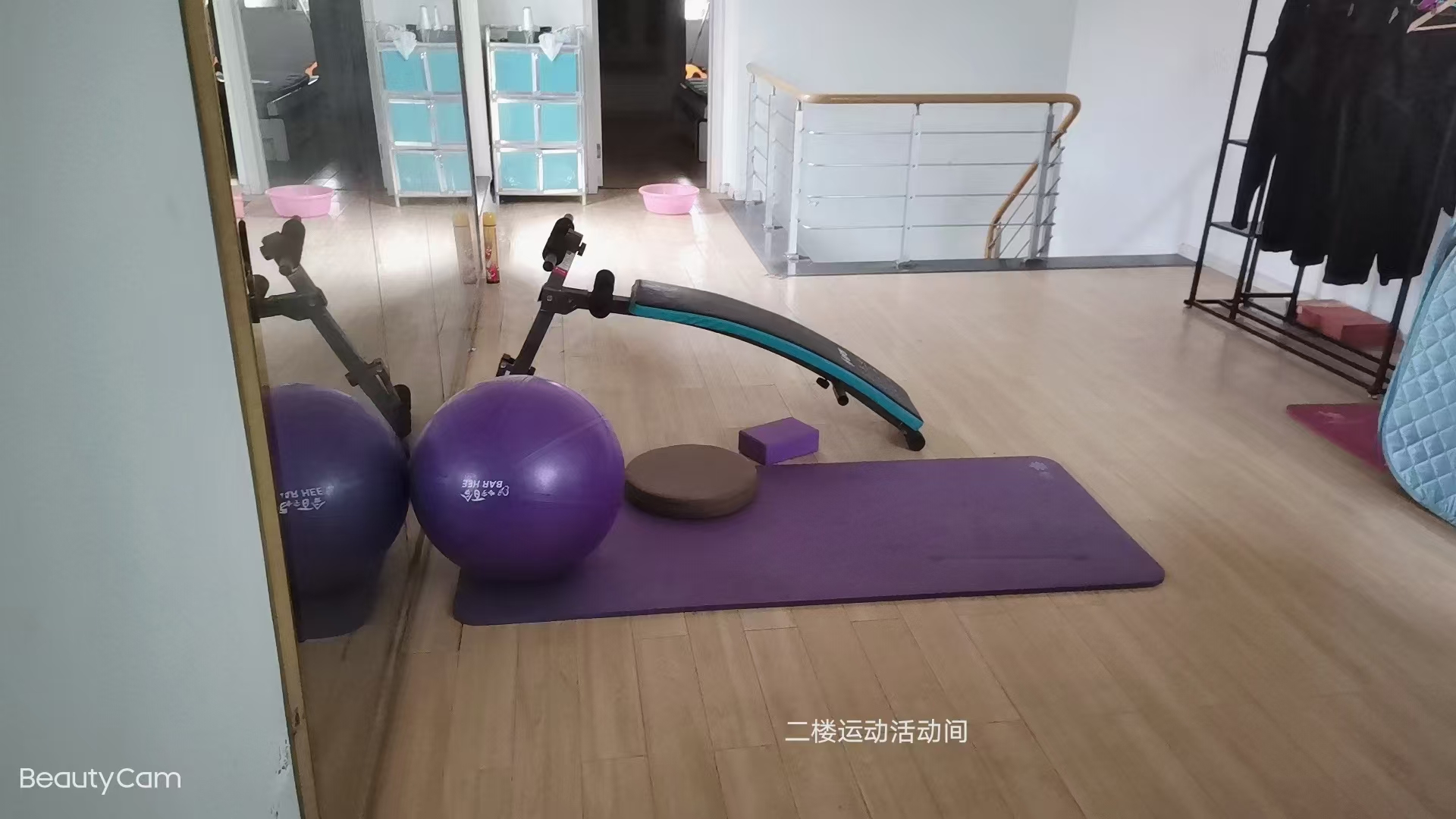 湘中园  4室2厅2卫    1380.0元/月 湘中园  4室2厅2卫    1380.0元/月室内图