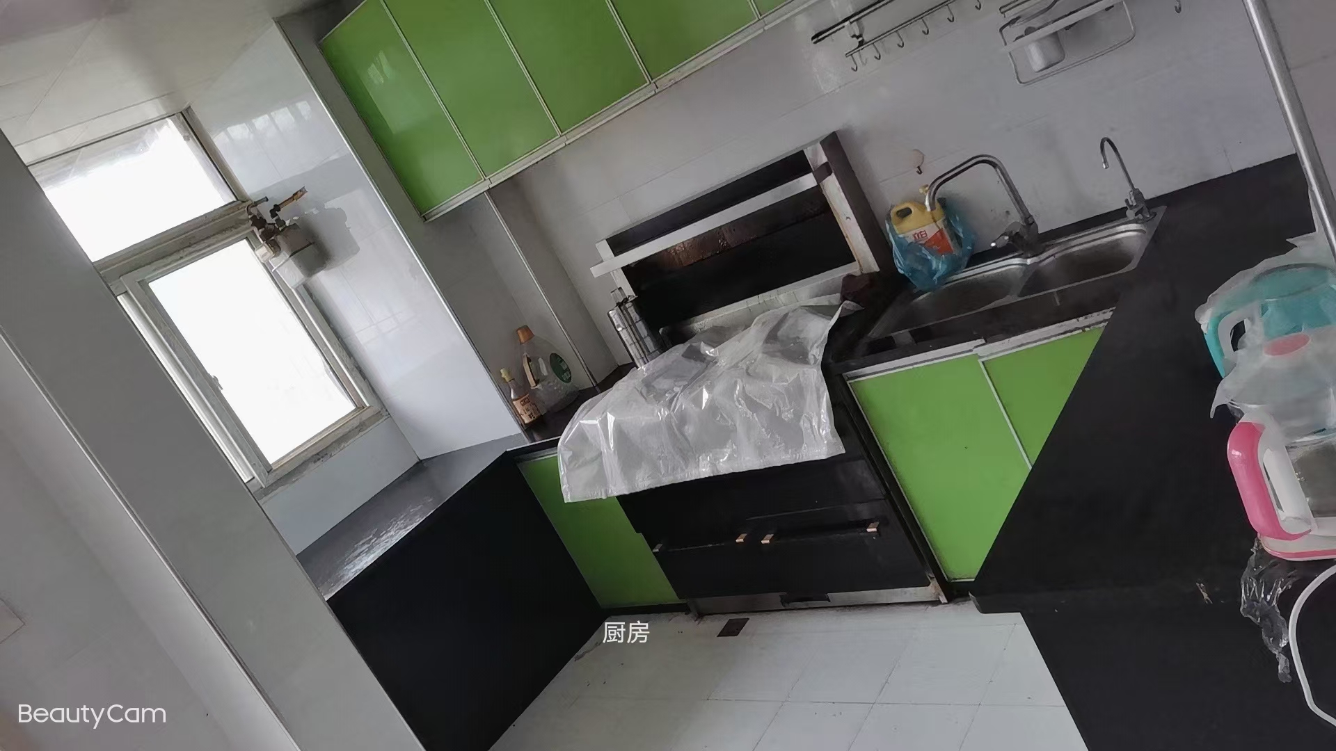 湘中园  4室2厅2卫    1380.0元/月 湘中园  4室2厅2卫    1380.0元/月室内图