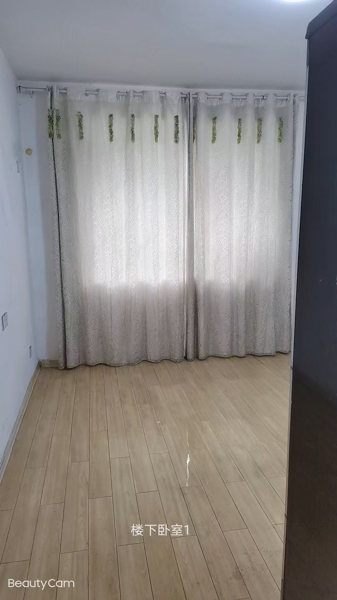 湘中园  4室2厅2卫    1380.0元/月 湘中园  4室2厅2卫    1380.0元/月室内图