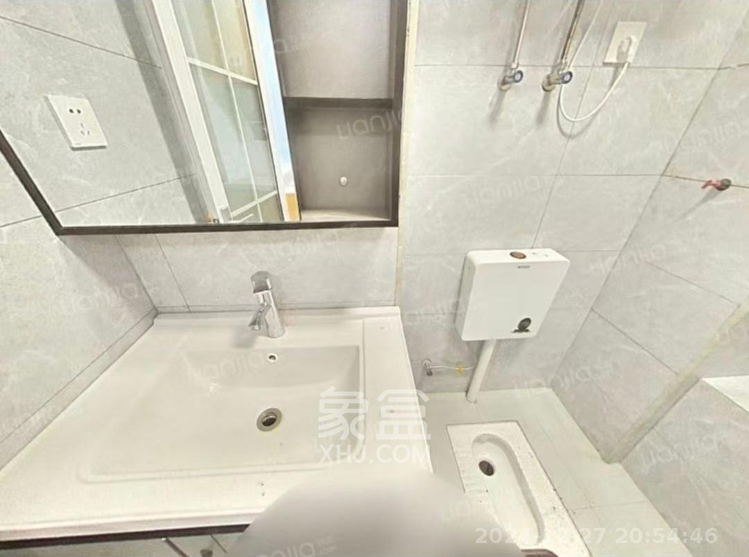 润和滨江府  1室1厅1卫   1300.00元/月室内图