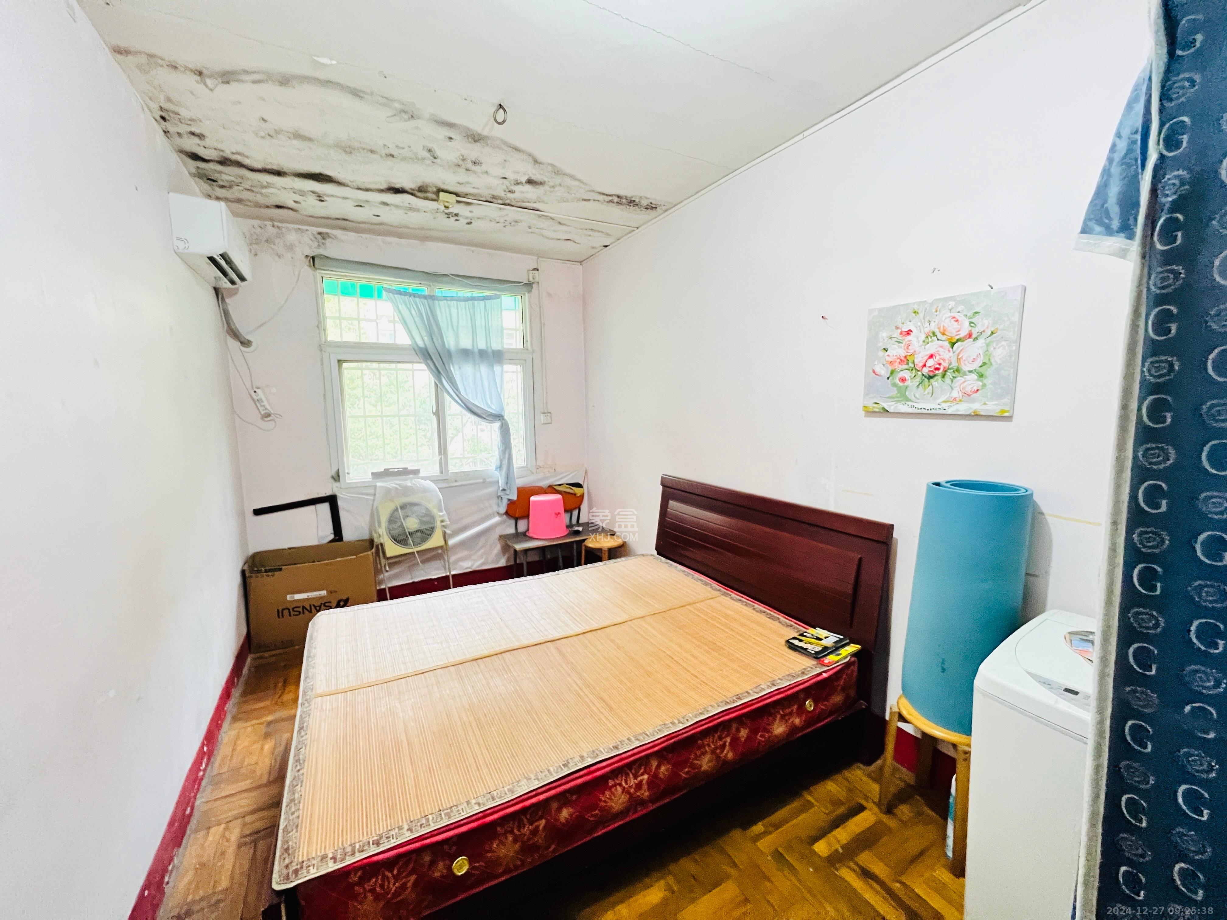 解放四村石子冲 2室1厅1卫 800.0元/月 解放四村石子冲 2室1厅1卫 800.0元/月室内图