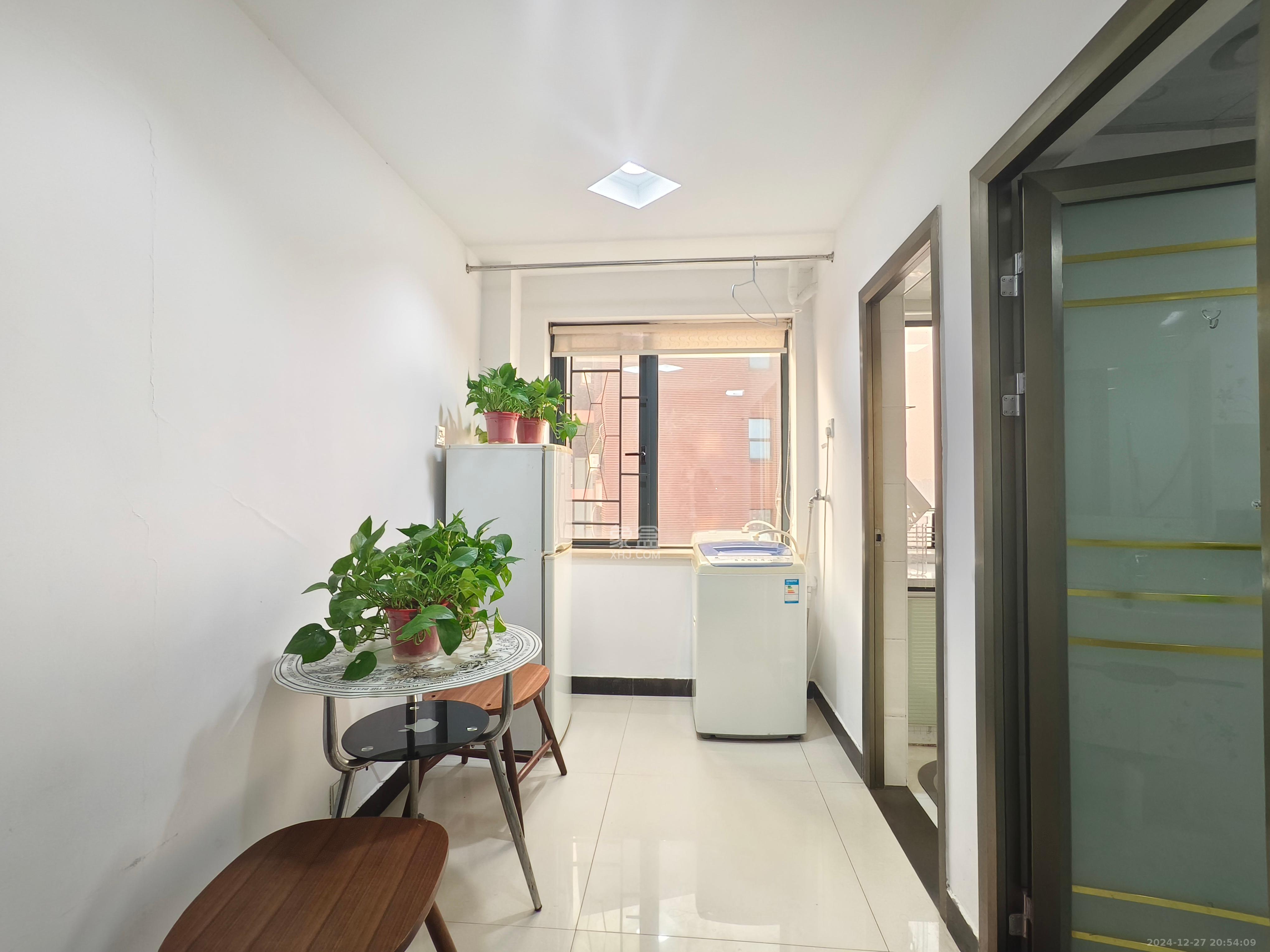 圆梦康乐城  3室2厅1卫    3000.0元/月室内图1