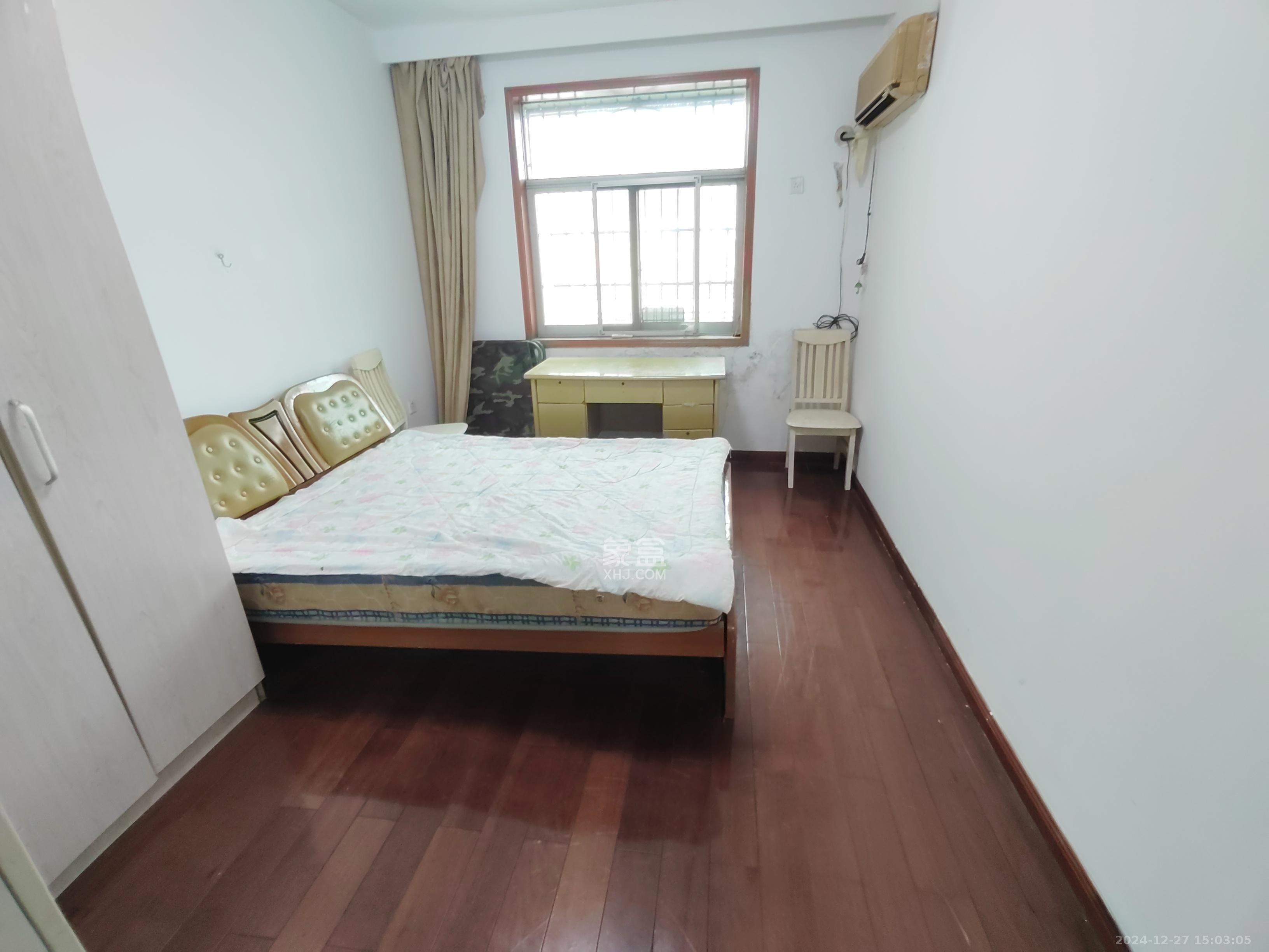 晟利隆小區(qū)  3室2廳1衛(wèi)   3000.00元/月室內(nèi)圖