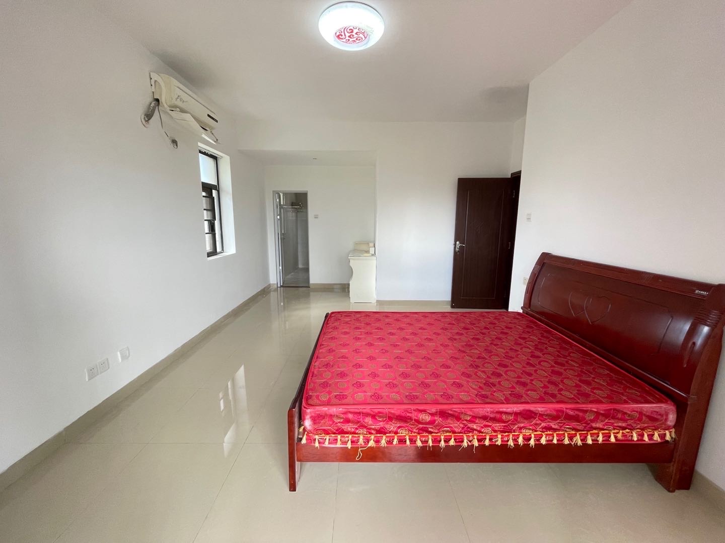 和风江岸 3室2厅2卫 3000.0元/月 和风江岸 3室2厅2卫 3000.0元/月室内图