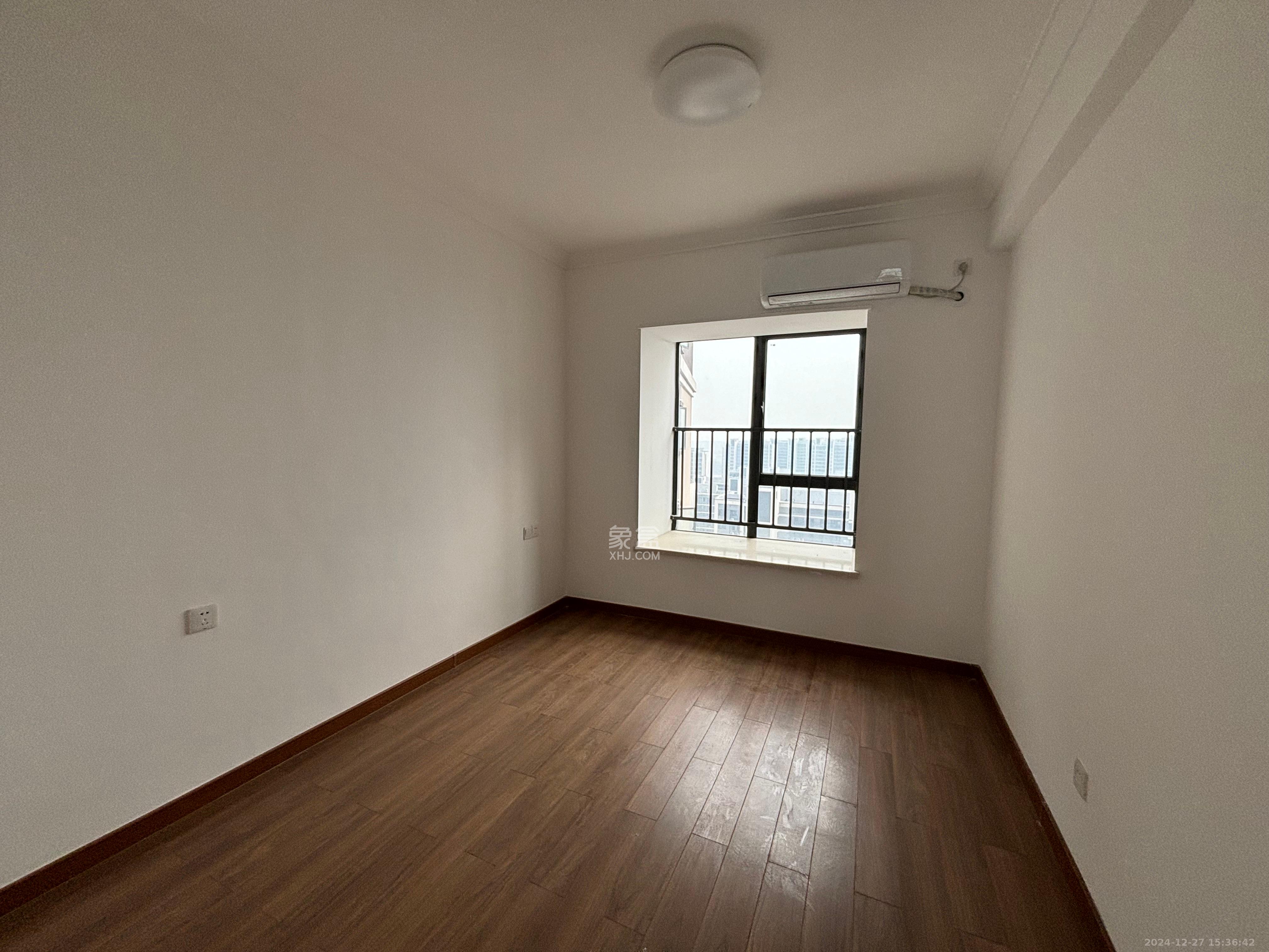 深业鹭栖府  4室2厅2卫    3800.0元/月 深业鹭栖府  4室2厅2卫    3800.0元/月室内图