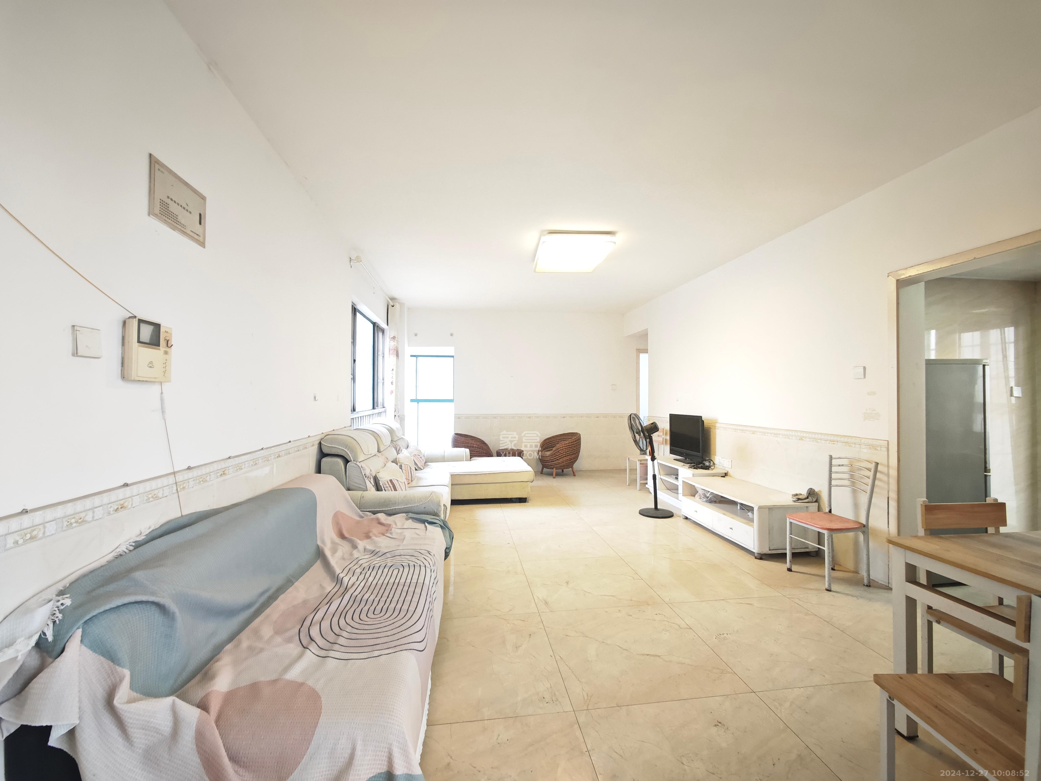 华天LOHO小镇 2室2厅1卫 1600.0元/月 华天LOHO小镇 2室2厅1卫 1600.0元/月室内图