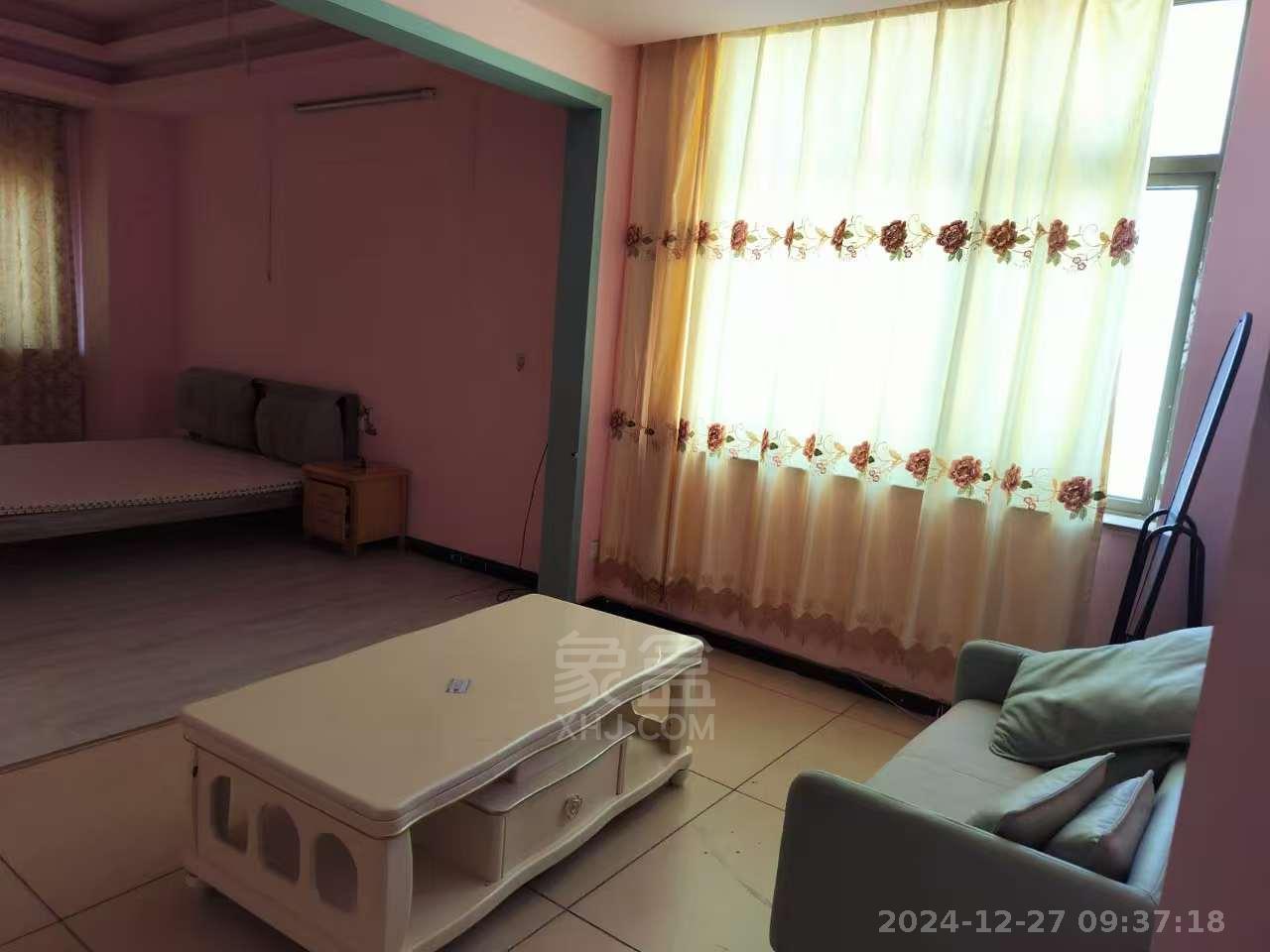 时尚新天地(平和堂) 1室1厅1卫 1200.0元/月 时尚新天地(平和堂) 1室1厅1卫 1200.0元/月室内图