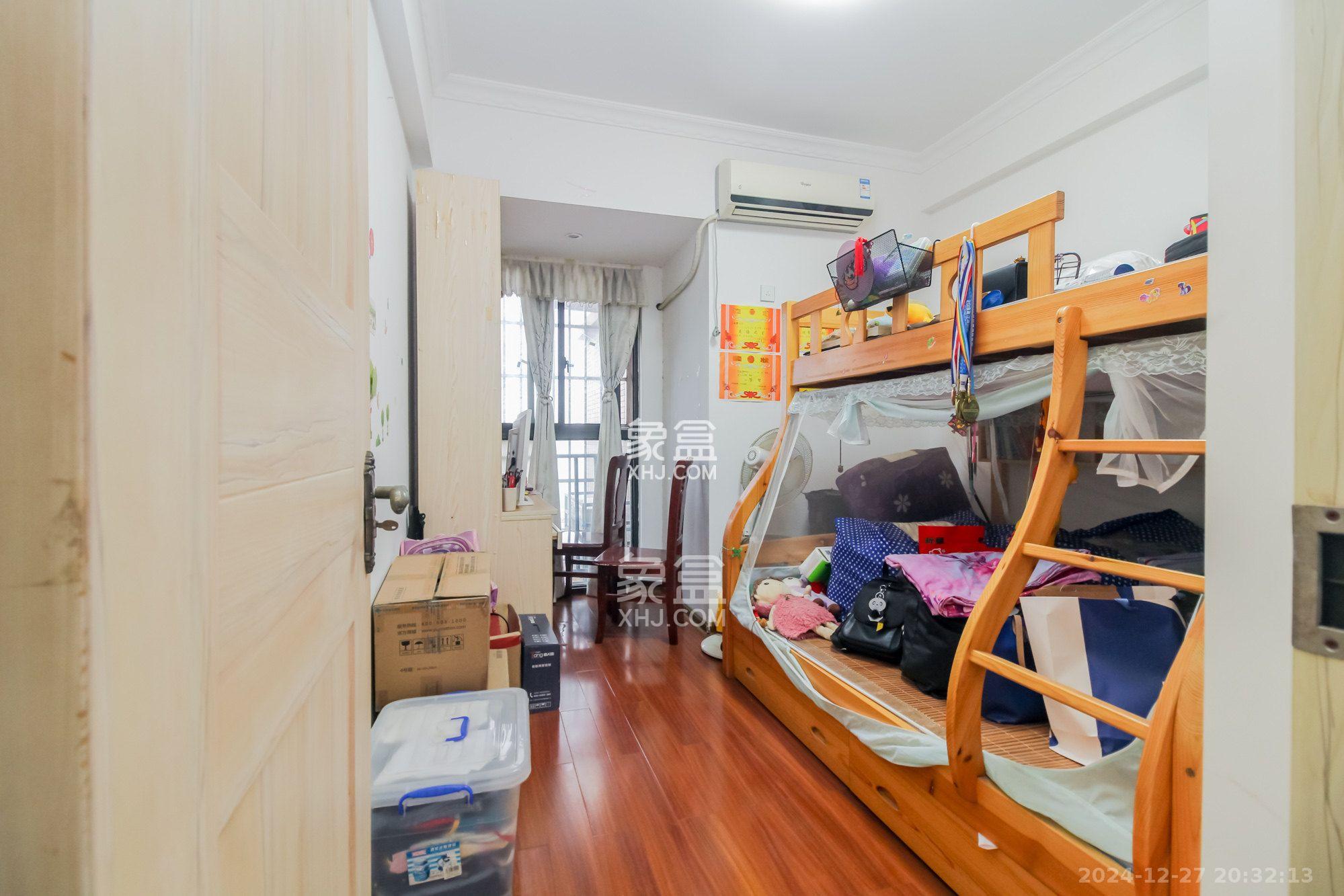 圆梦灰埠大市场  4室2厅2卫    3000.0元/月室内图