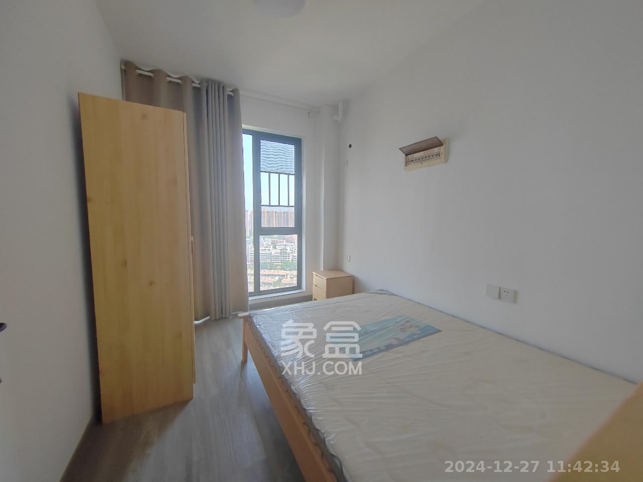 珠江东方明珠(新地东方明珠)三期 4室2厅2卫 2300.0元/月 珠江东方明珠(新地东方明珠)三期 4室2厅2卫 2300.0元/月室内图