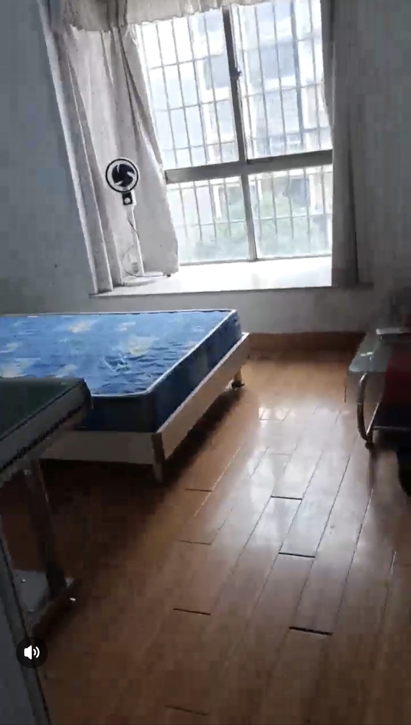 加州阳光小区(吉星阳光) 4室2厅2卫 1600.0元/月 加州阳光小区(吉星阳光) 4室2厅2卫 1600.0元/月室内图