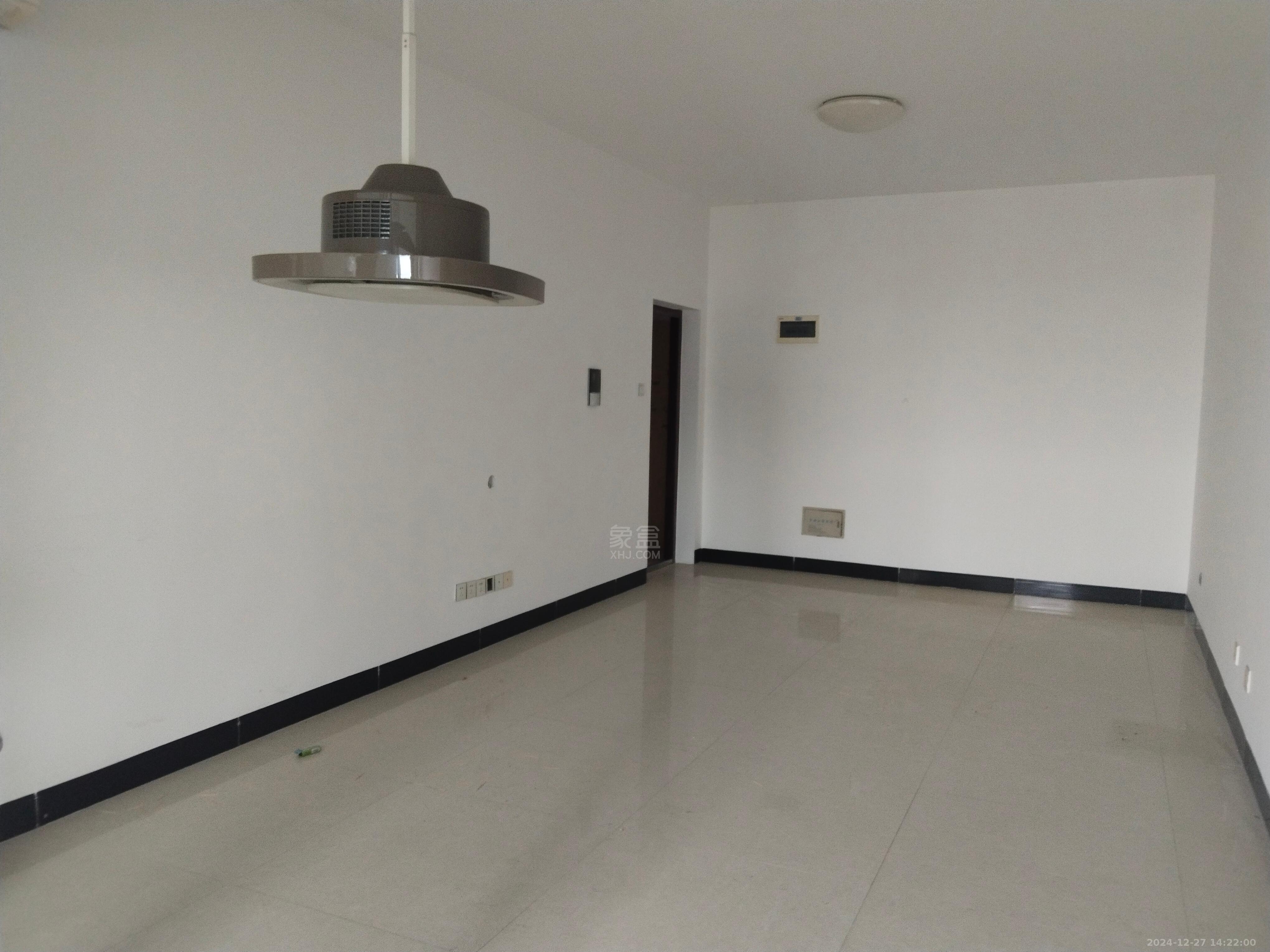 繁茂大厦 1室1厅1卫 1200.0元/月 繁茂大厦 1室1厅1卫 1200.0元/月室内图