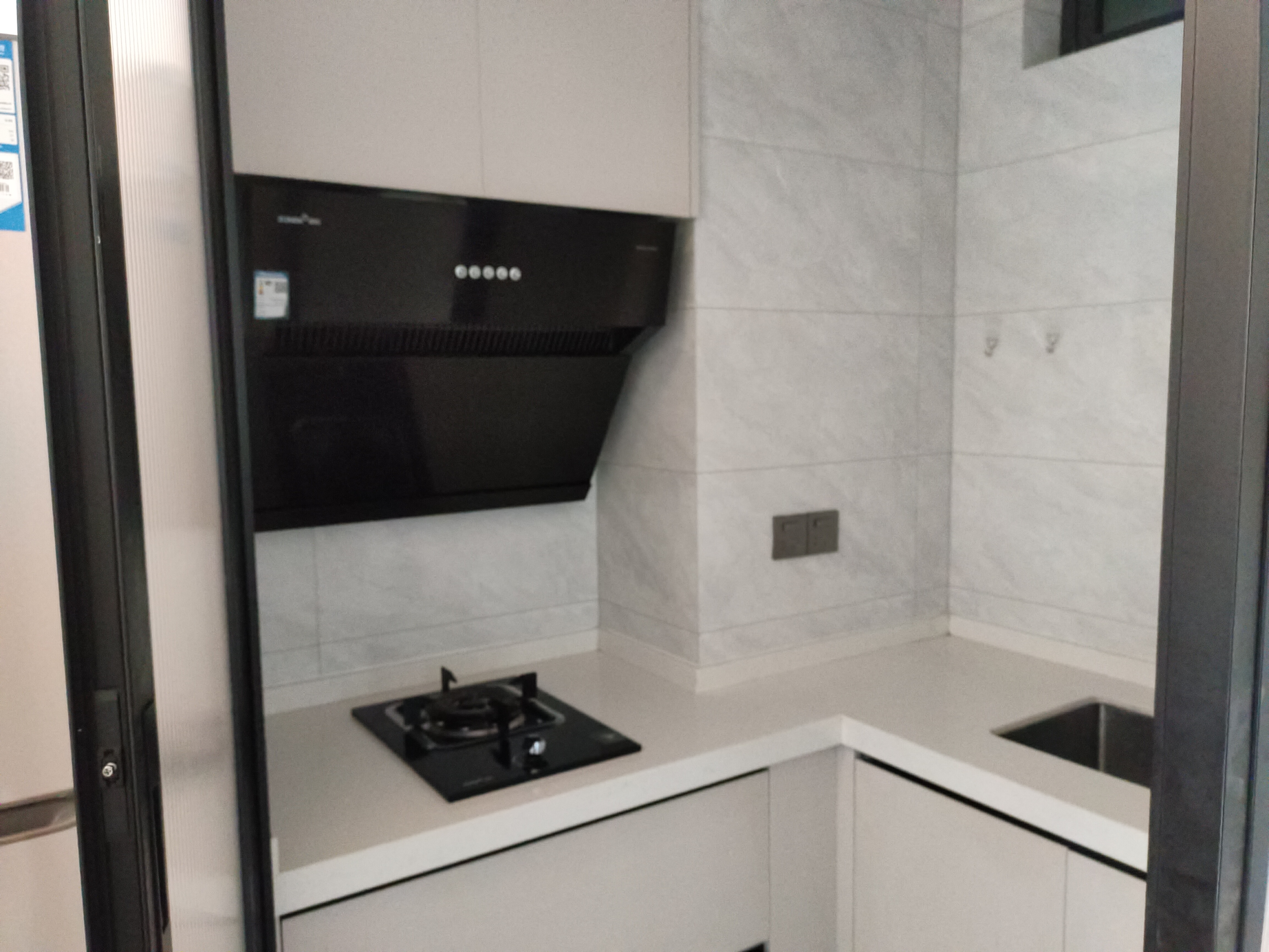 芷兰公馆西区 1室1厅1卫 1600.0元/月 芷兰公馆西区 1室1厅1卫 1600.0元/月室内图