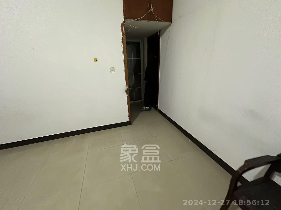 高升小区  2室0厅0卫   2000.00元/月室内图