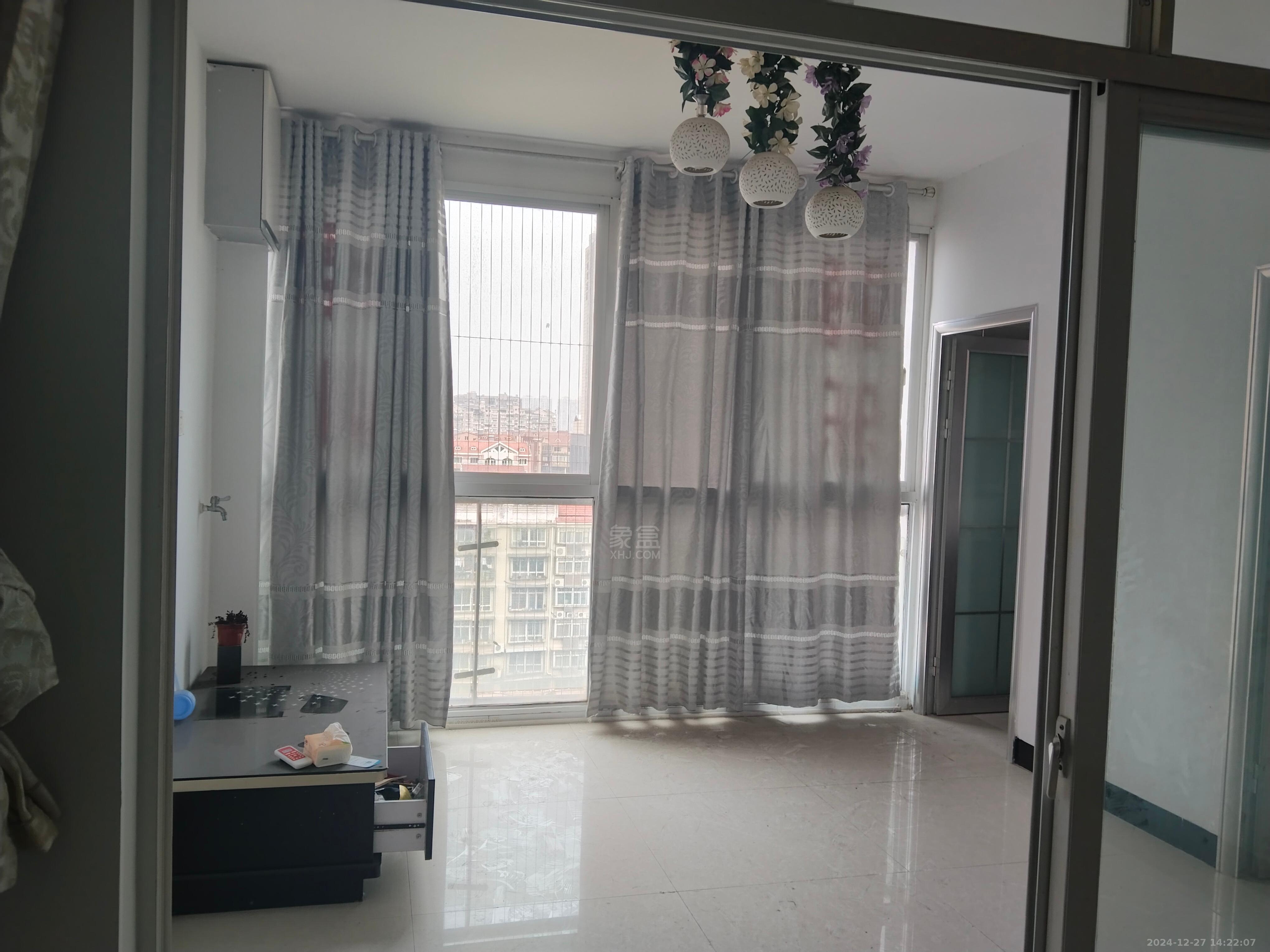 繁茂大厦 1室1厅1卫 1200.0元/月 繁茂大厦 1室1厅1卫 1200.0元/月室内图