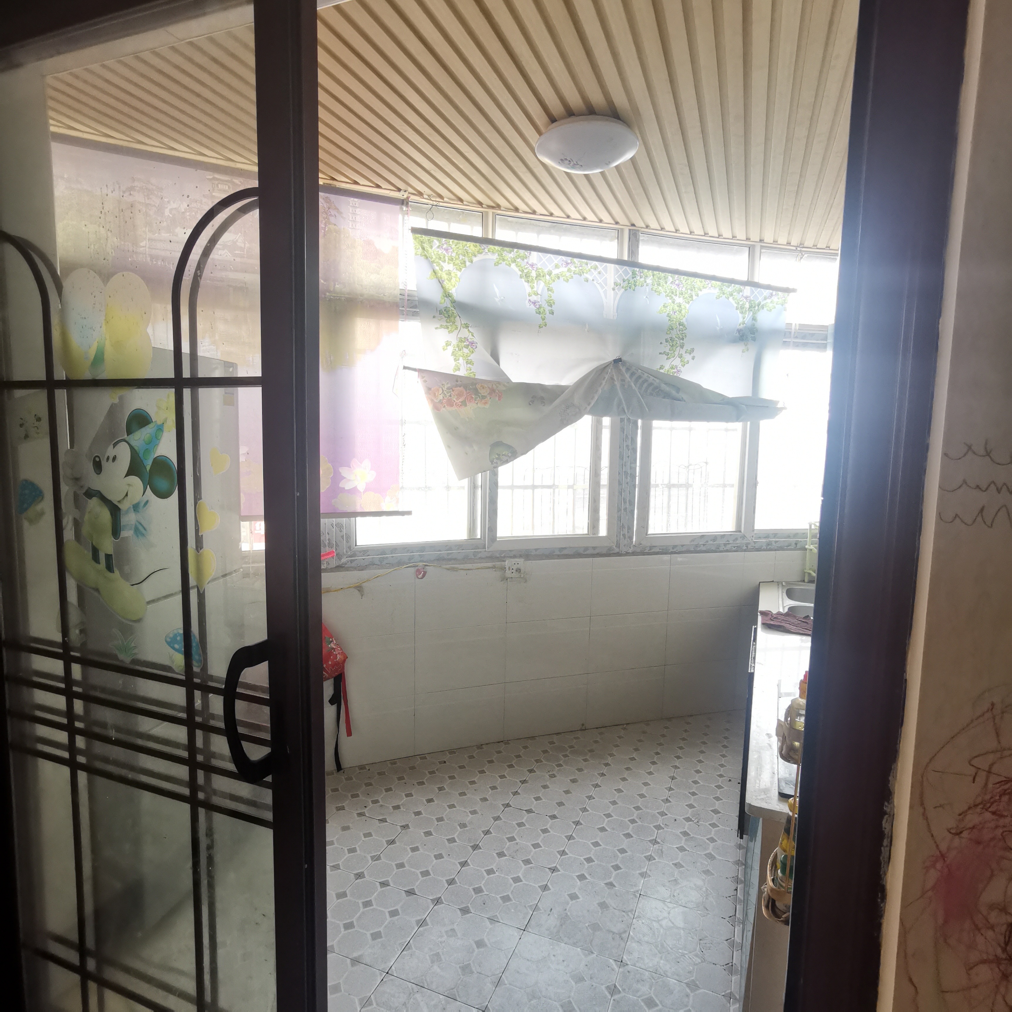 鸿都苑 4室1厅1卫 50.0万 鸿都苑 4室1厅1卫 50.0万客厅