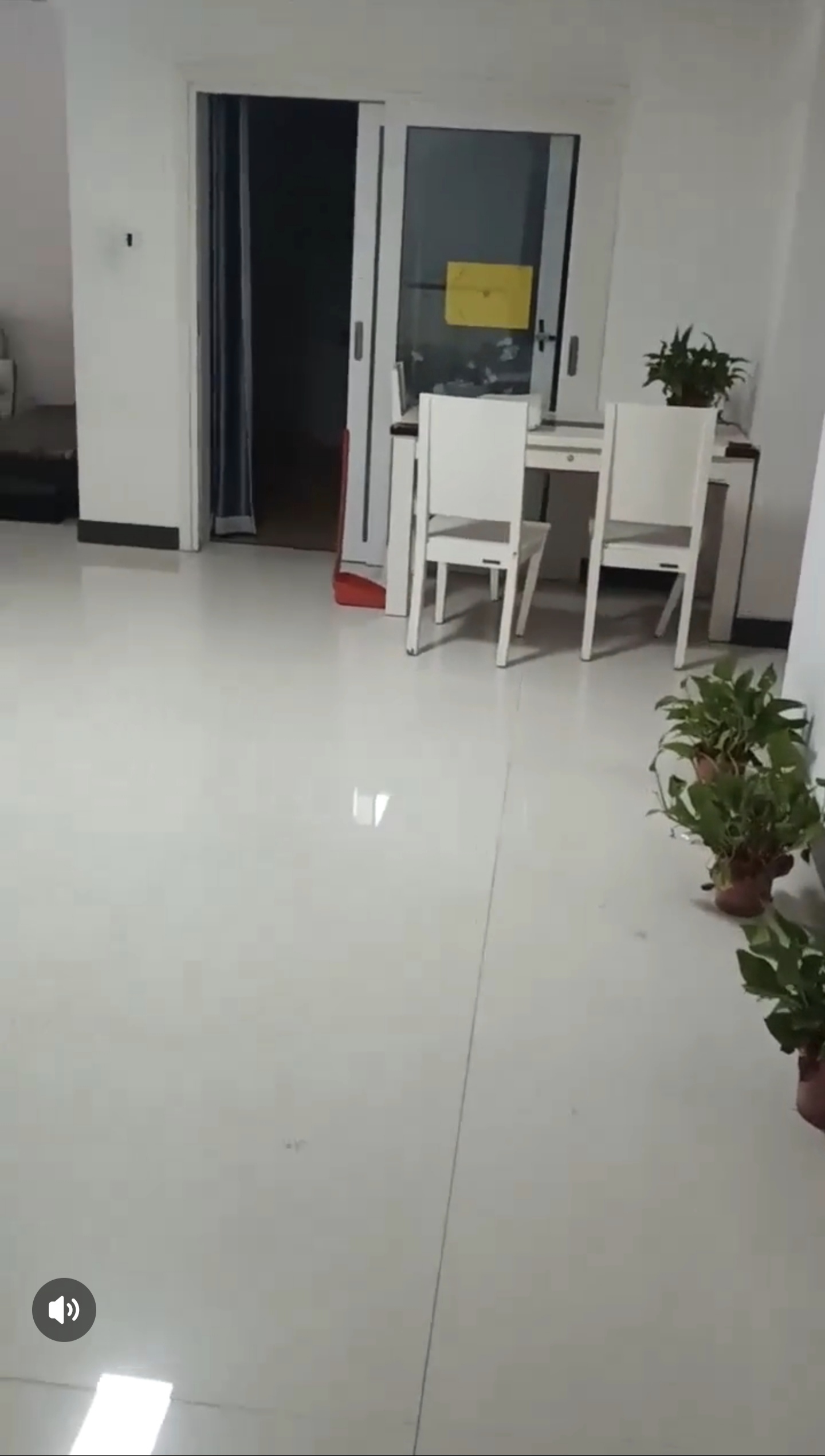 加州阳光小区(吉星阳光) 4室2厅2卫 1600.0元/月 加州阳光小区(吉星阳光) 4室2厅2卫 1600.0元/月室内图