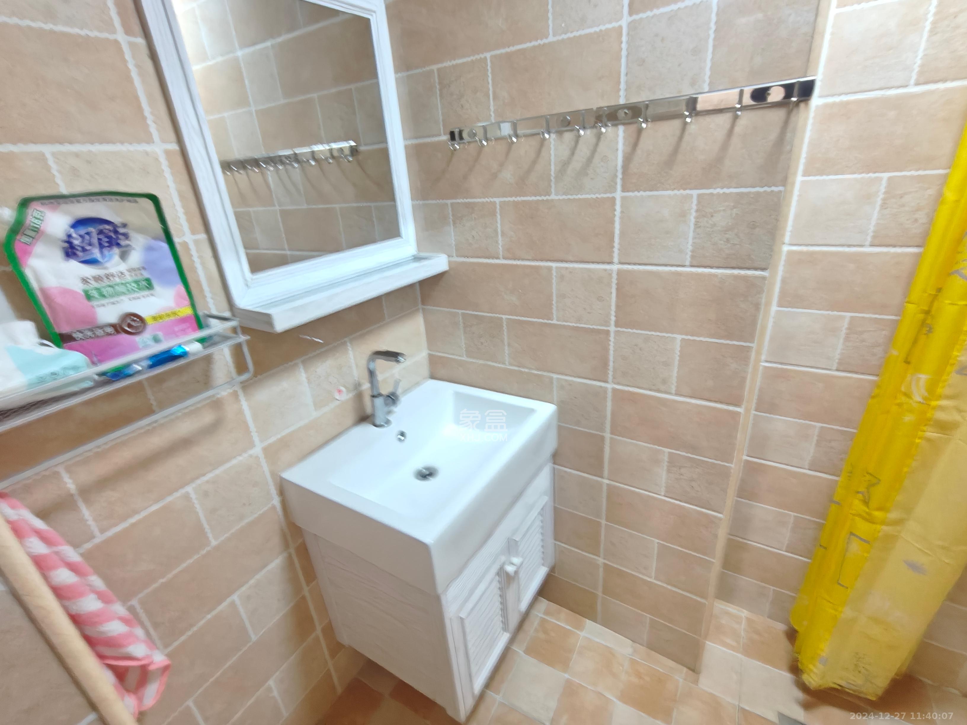 广泰锦苑  1室1厅1卫   1300.00元/月室内图