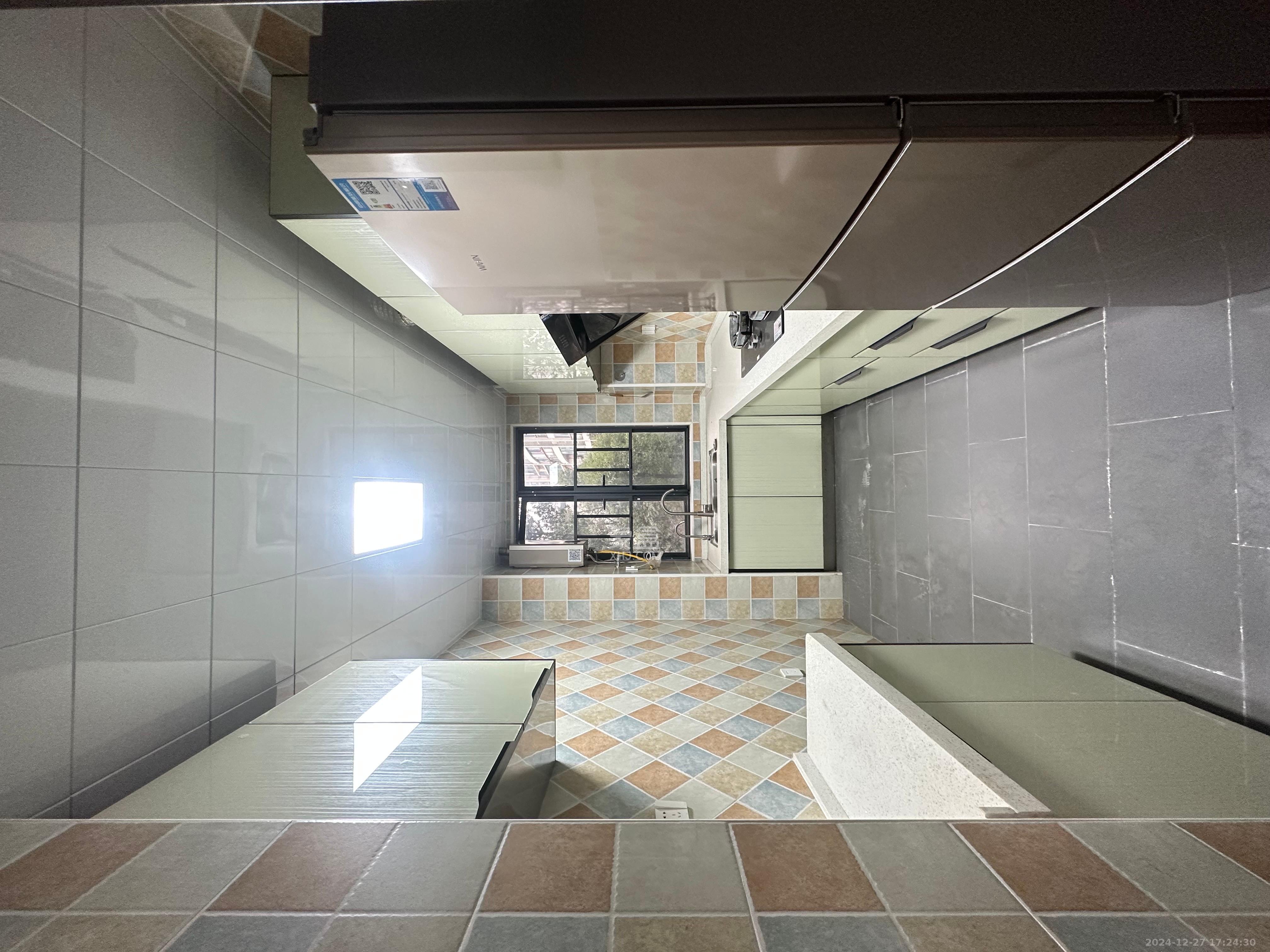 西山汇景一、二期  4室2厅2卫    4300.0元/月 西山汇景一、二期  4室2厅2卫    4300.0元/月室内图