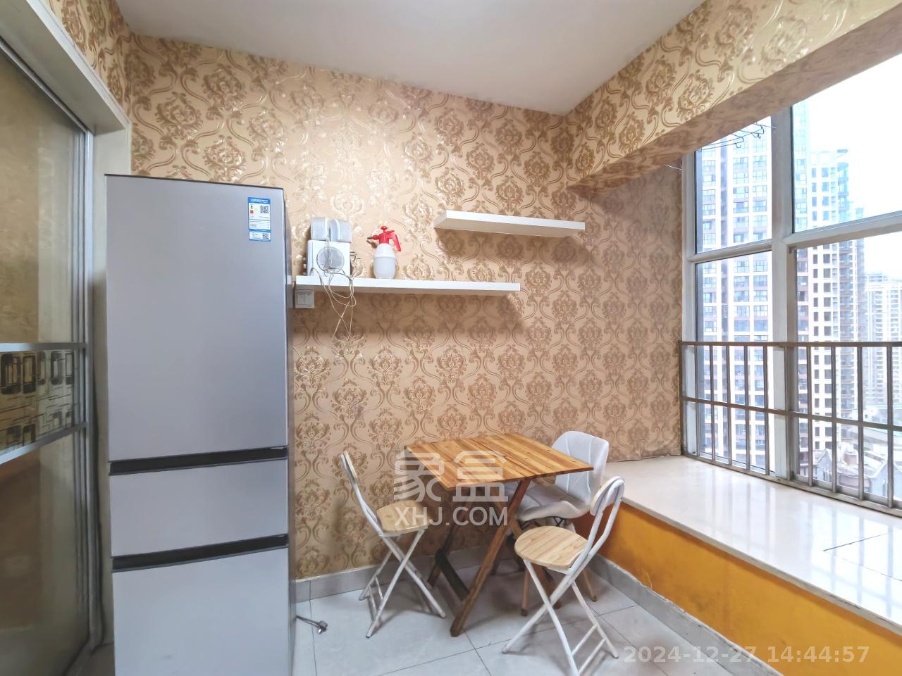 金色loft(鑫秋大厦) 2室2厅1卫 2200.0元/月 金色loft(鑫秋大厦) 2室2厅1卫 2200.0元/月室内图