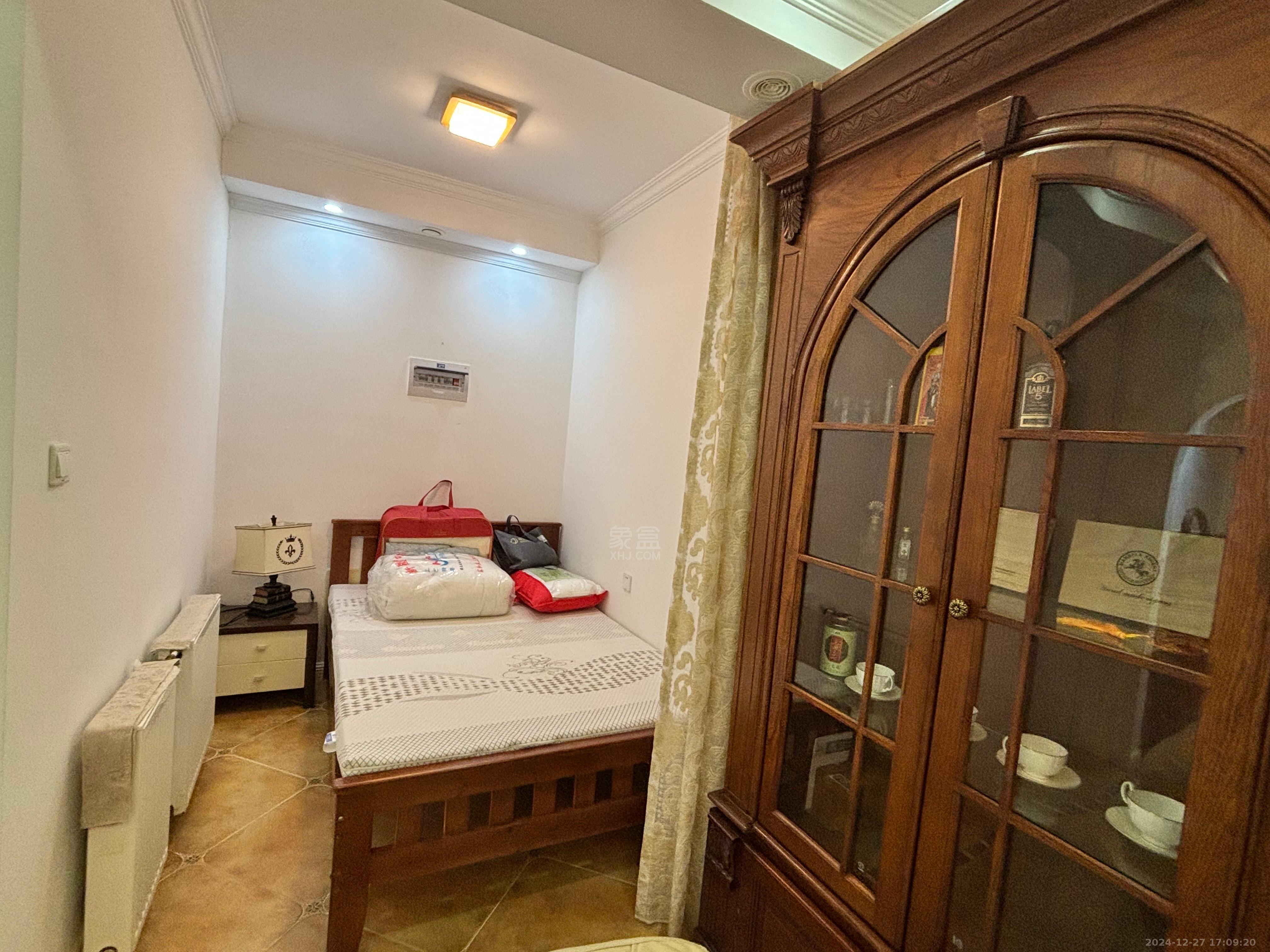 栗雨香堤 1室1厅1卫 1400.0元/月 栗雨香堤 1室1厅1卫 1400.0元/月室内图