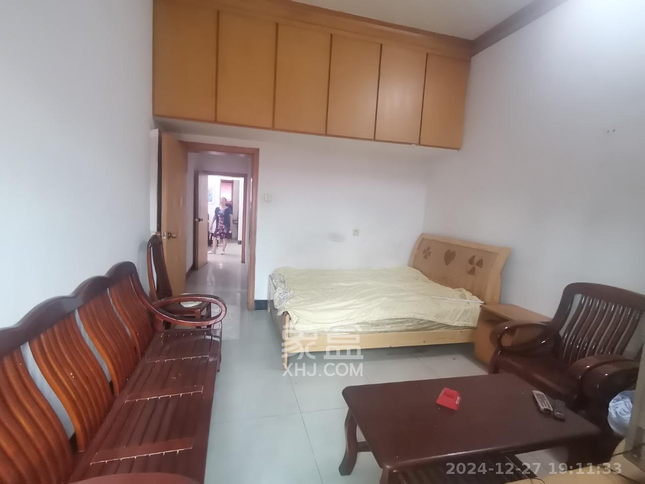 湖南六建伍家岭小区  2室1厅1卫    900.0元/月 湖南六建伍家岭小区  2室1厅1卫    900.0元/月室内图