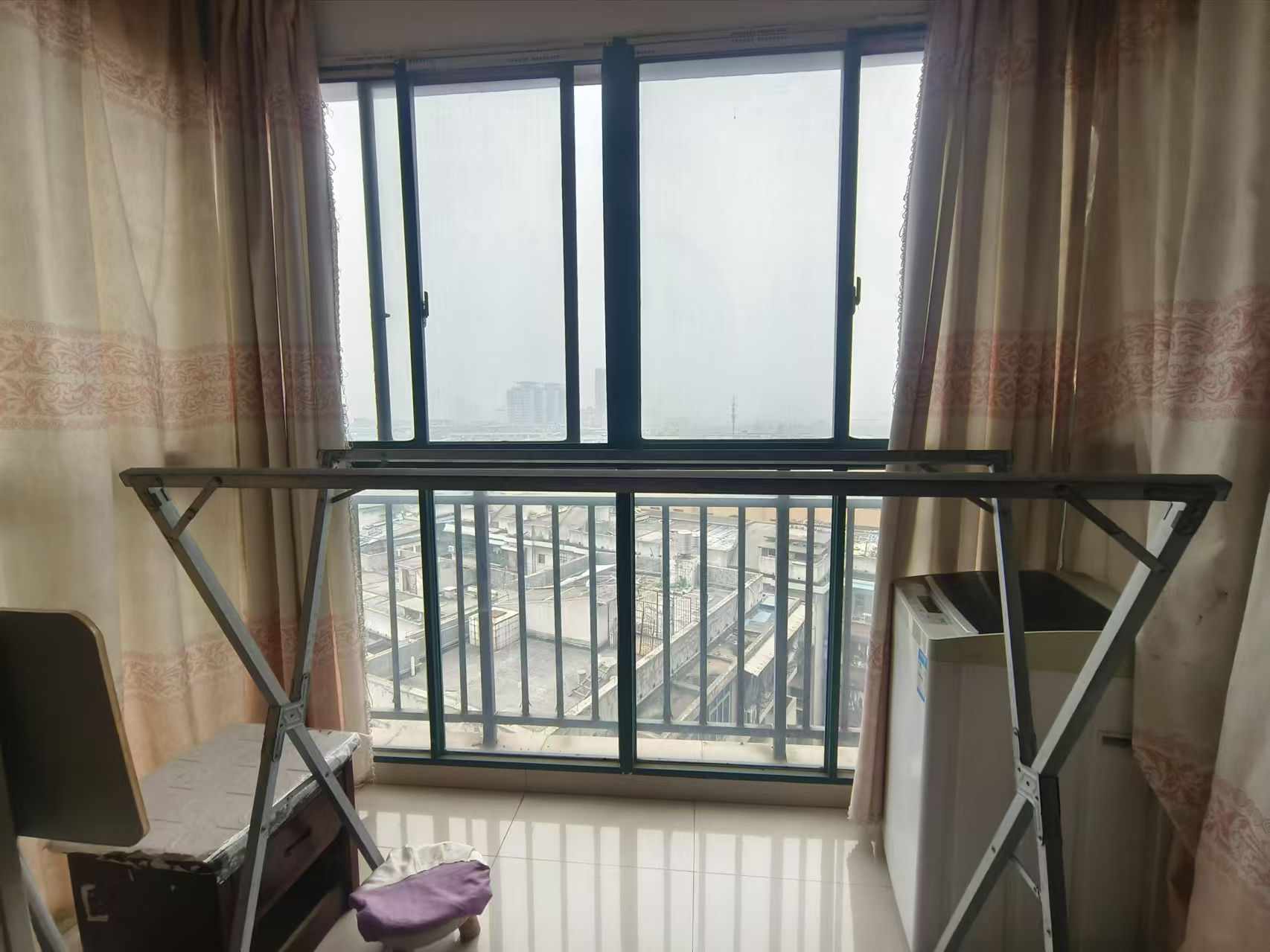 长和广场 2室1厅1卫 1700.0元/月 长和广场 2室1厅1卫 1700.0元/月室内图