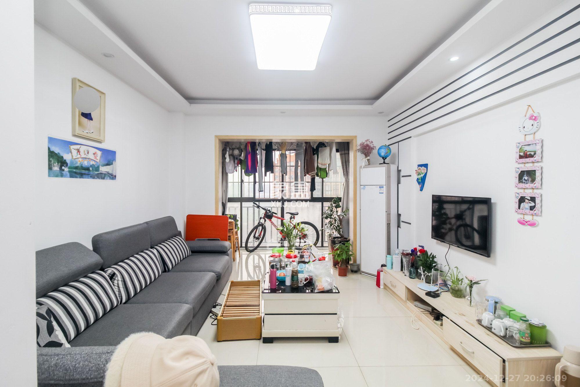 开源仪器  4室2厅2卫    5600.0元/月室内图